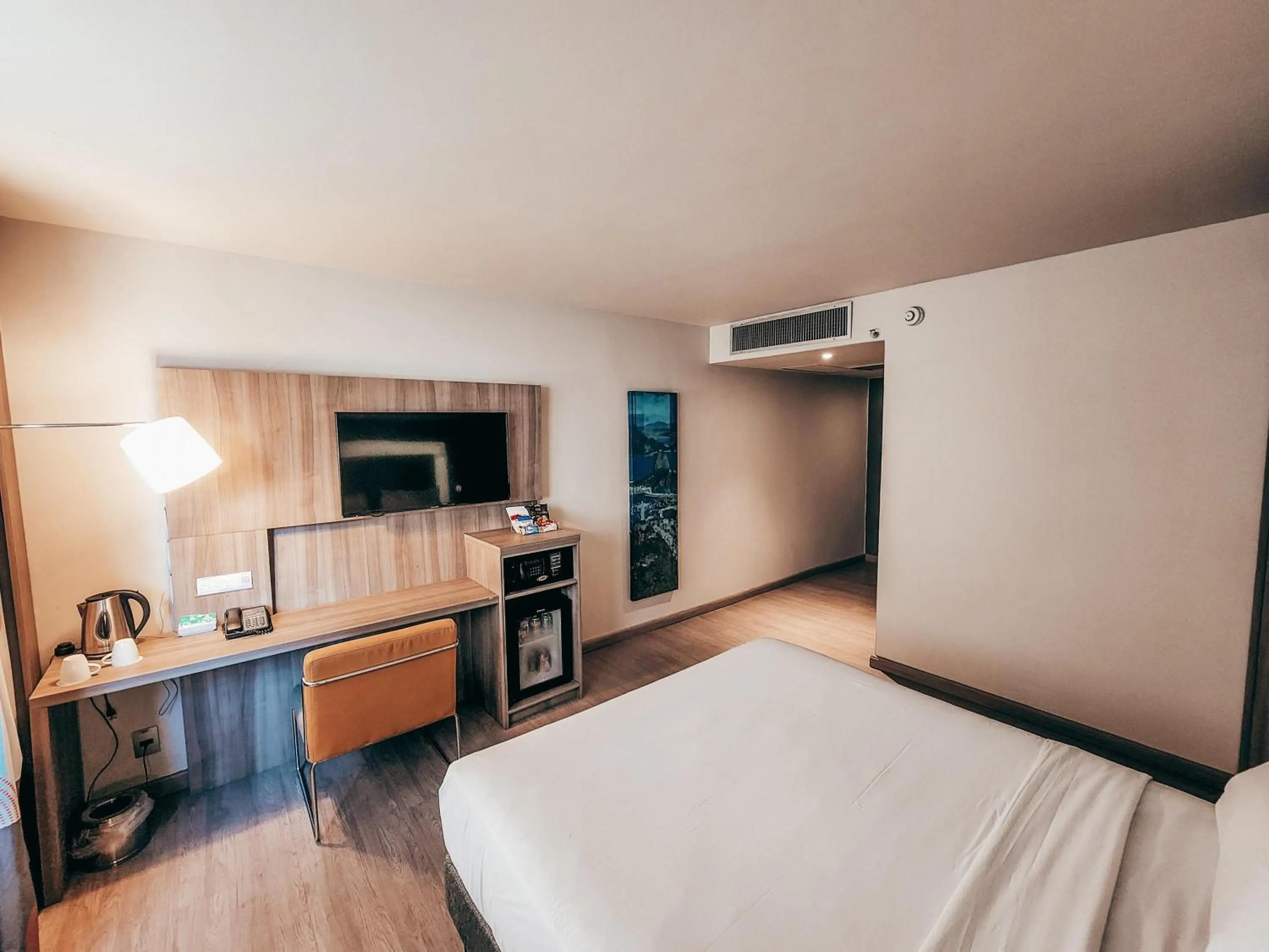 Bedroom, Bed in Novotel RJ Praia de Botafogo