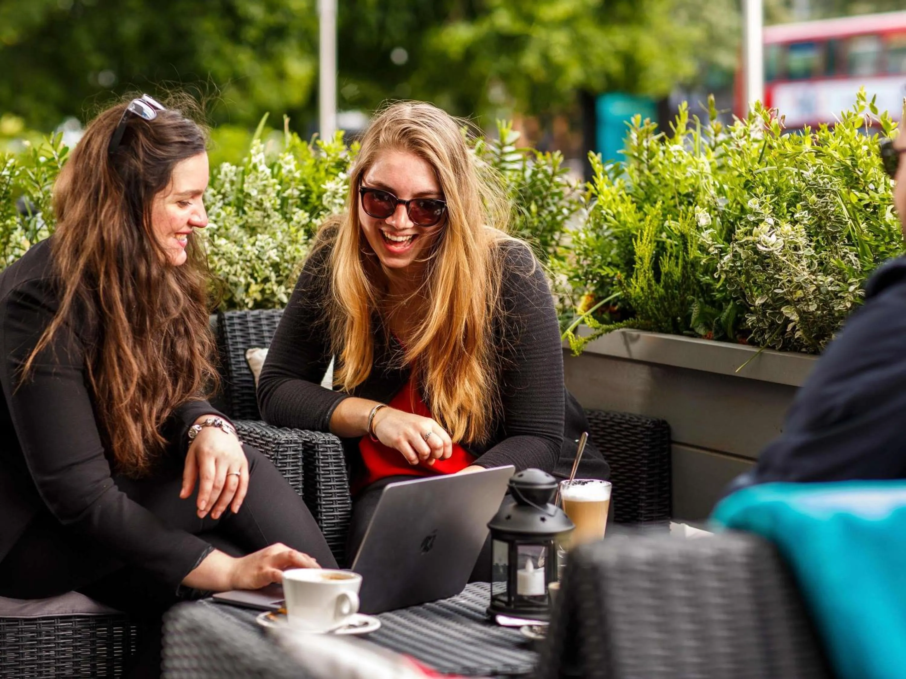 Lounge or bar in ibis Styles London Ealing