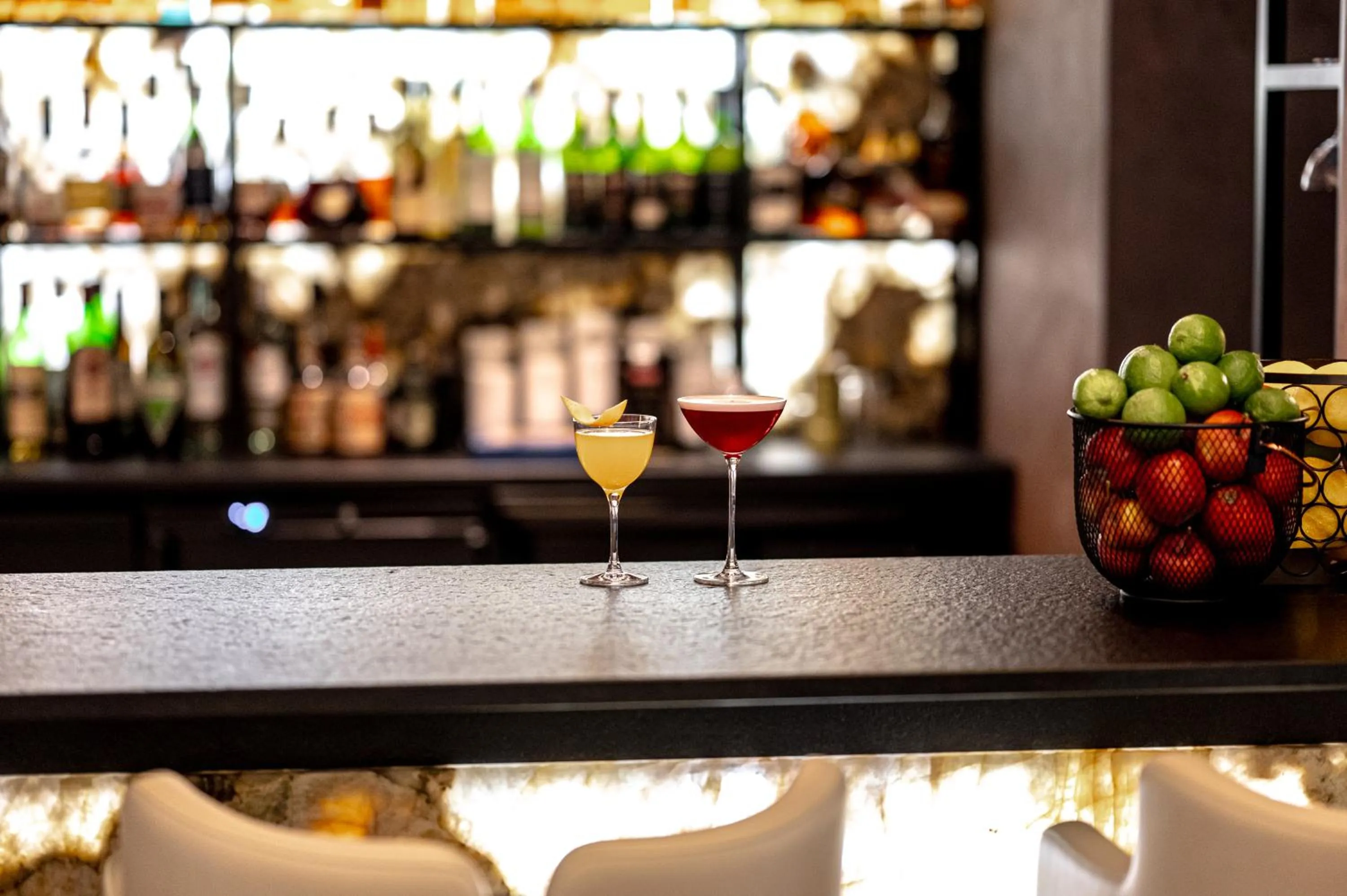 Lounge or bar in Pullman Riga Old Town - Renovated 2025