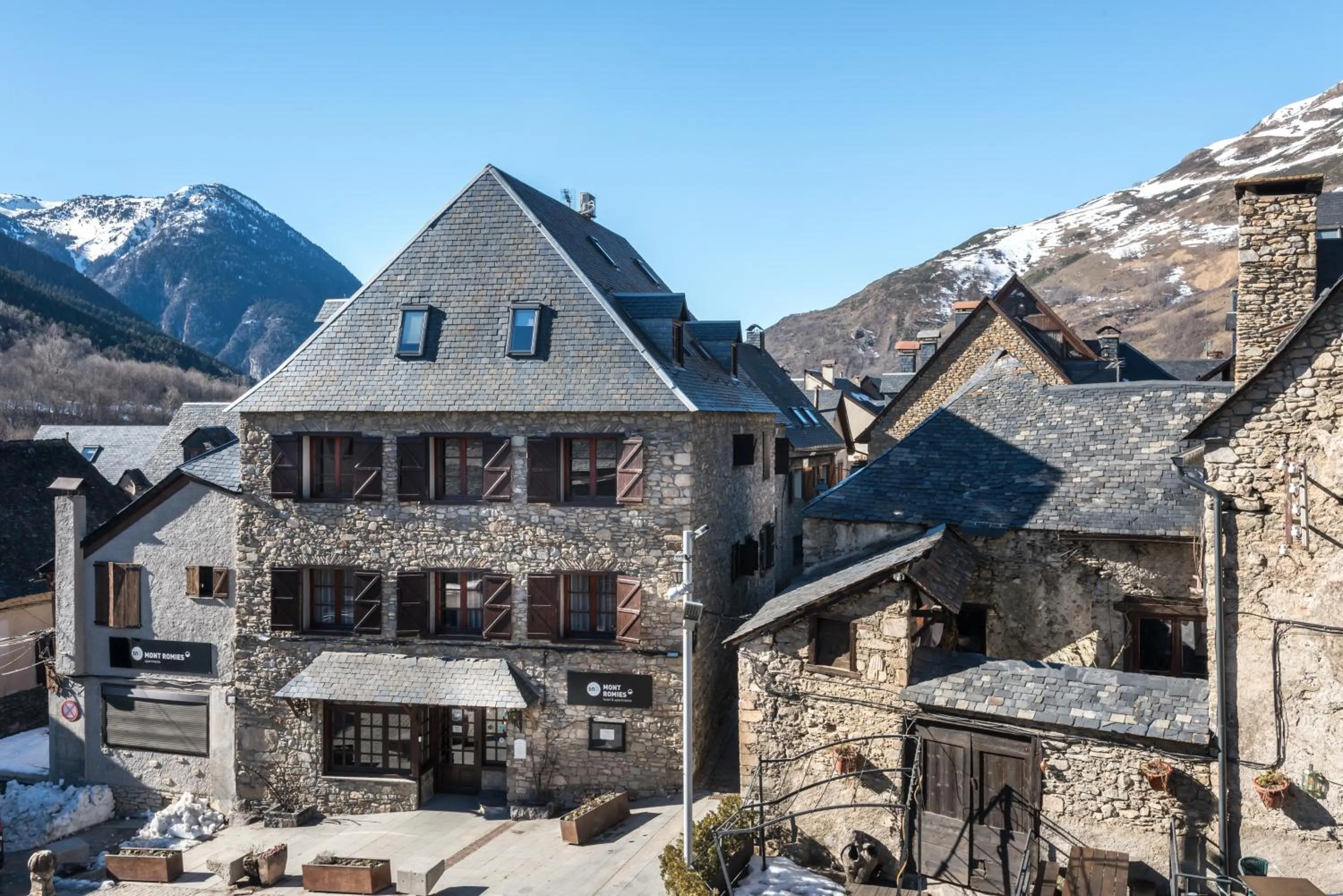 Property building in Hotel SNÖ Mont Romies