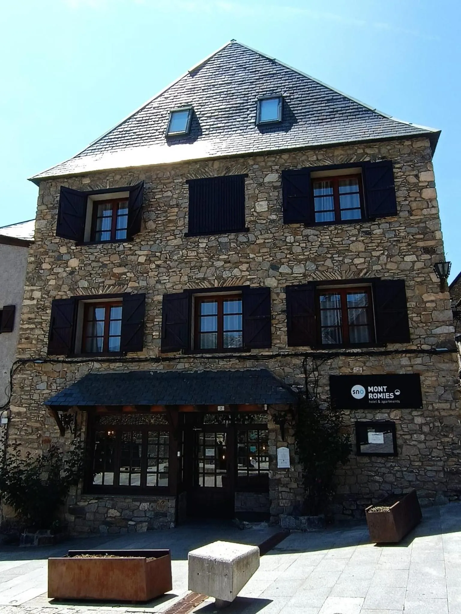 Property building in Hotel SNÖ Mont Romies