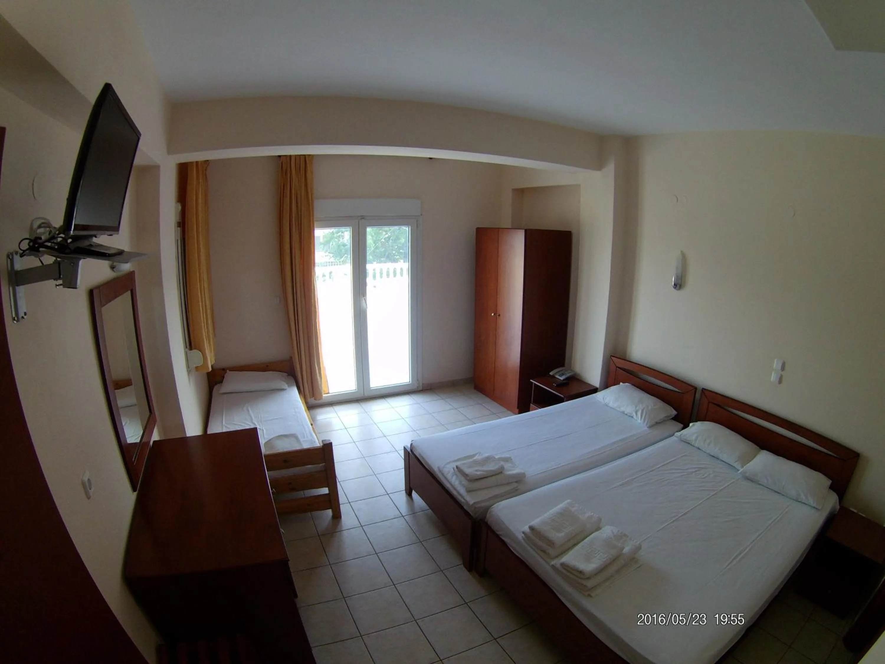 Bedroom in Hotel Akrogiali