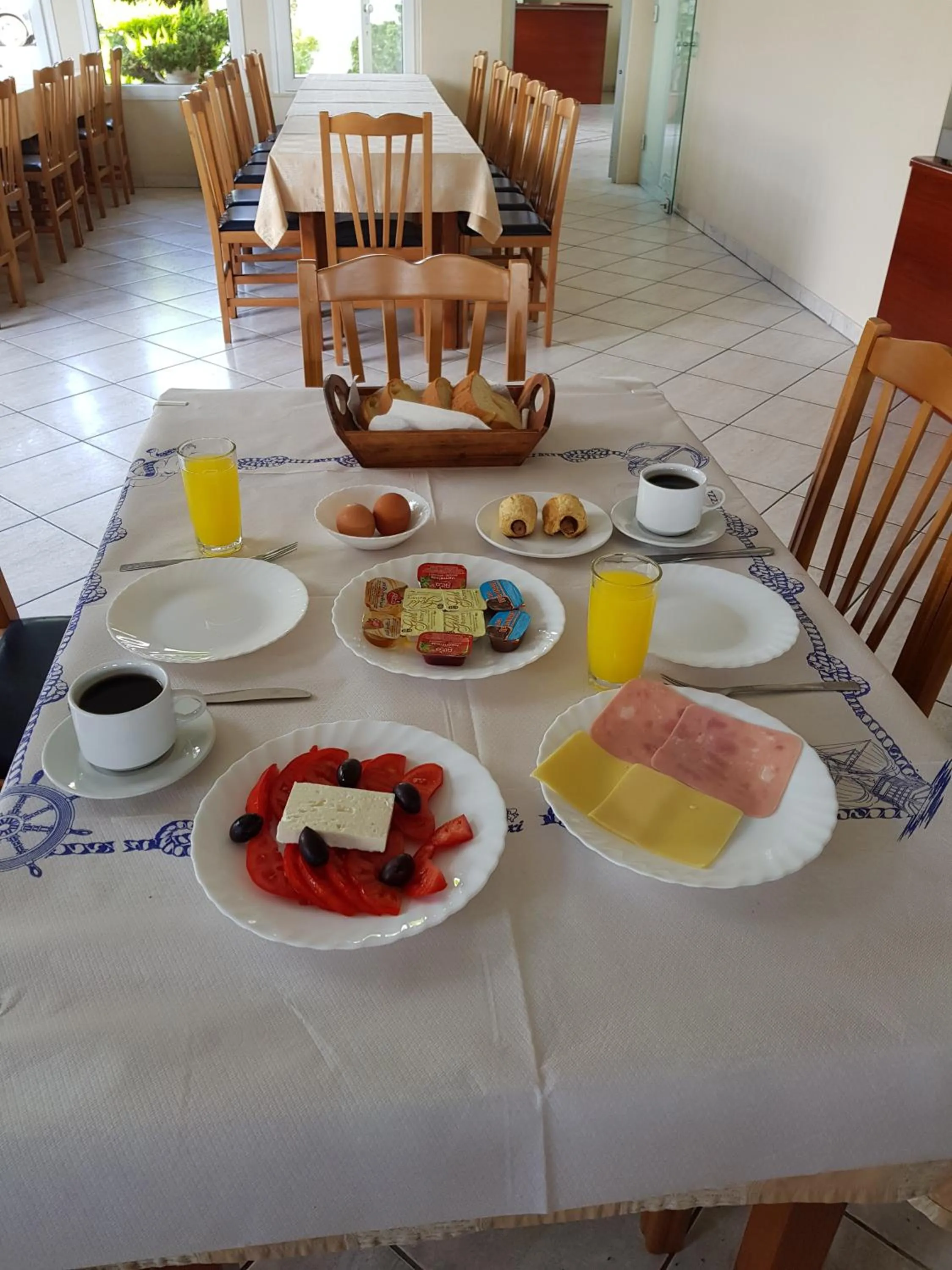 Continental breakfast in Hotel Akrogiali