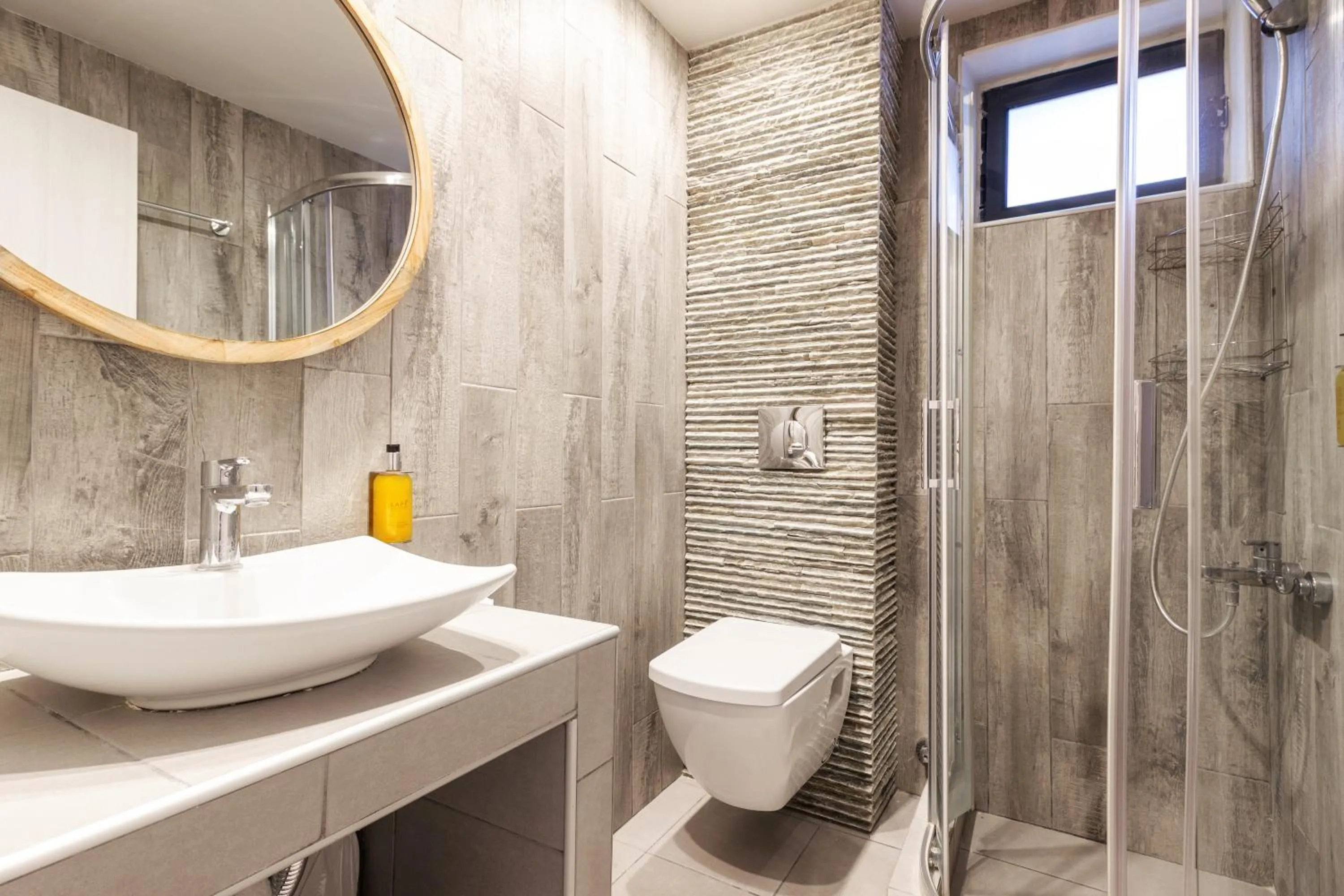 Bathroom in Alkionides Apartments