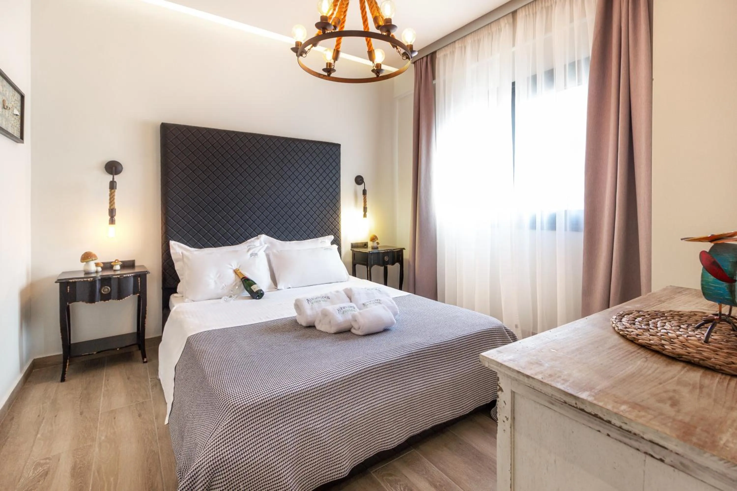 Photo of the whole room, Bed in Alkionides Apartments