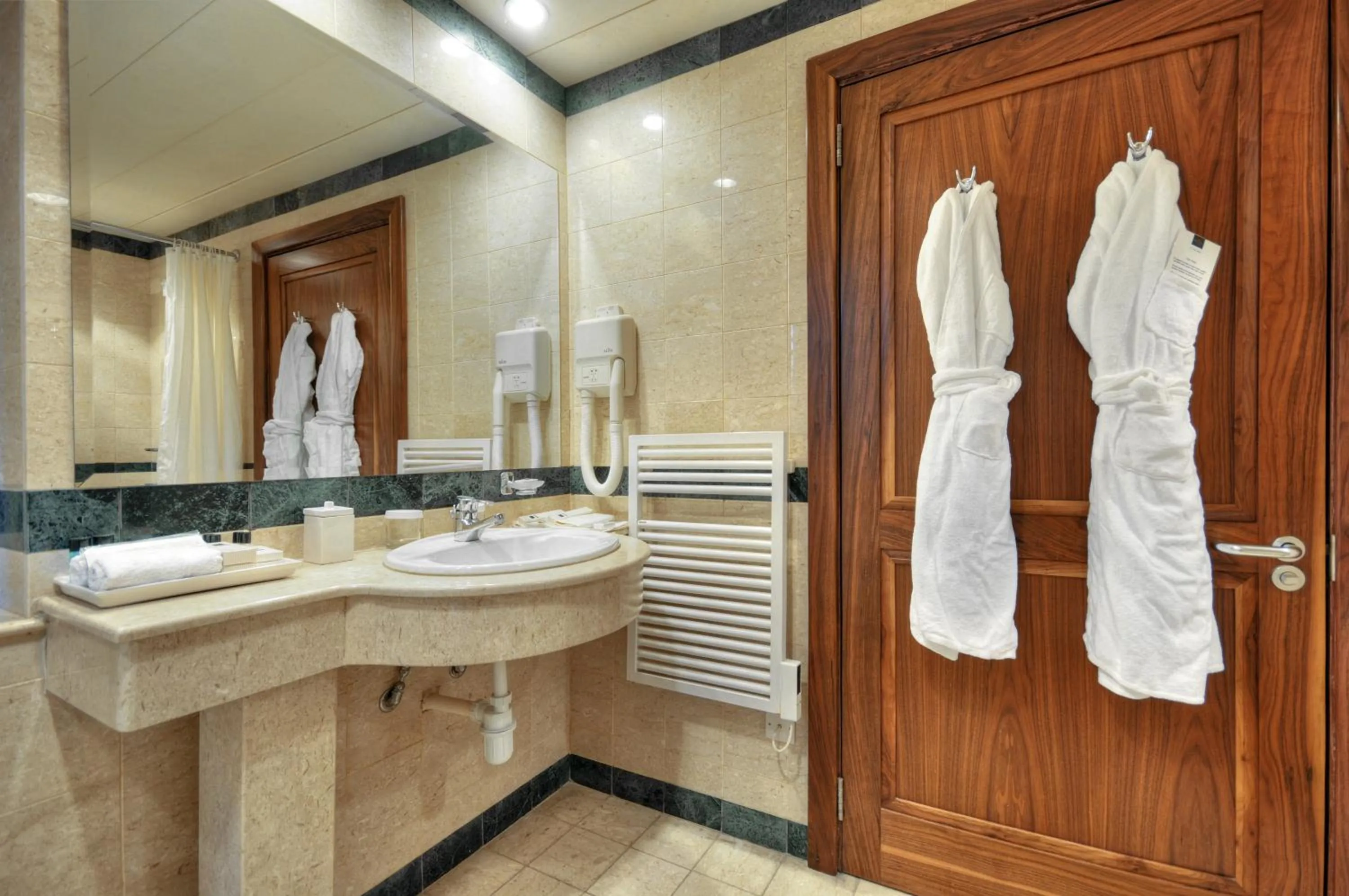 Bathroom in AX Palazzo Capua