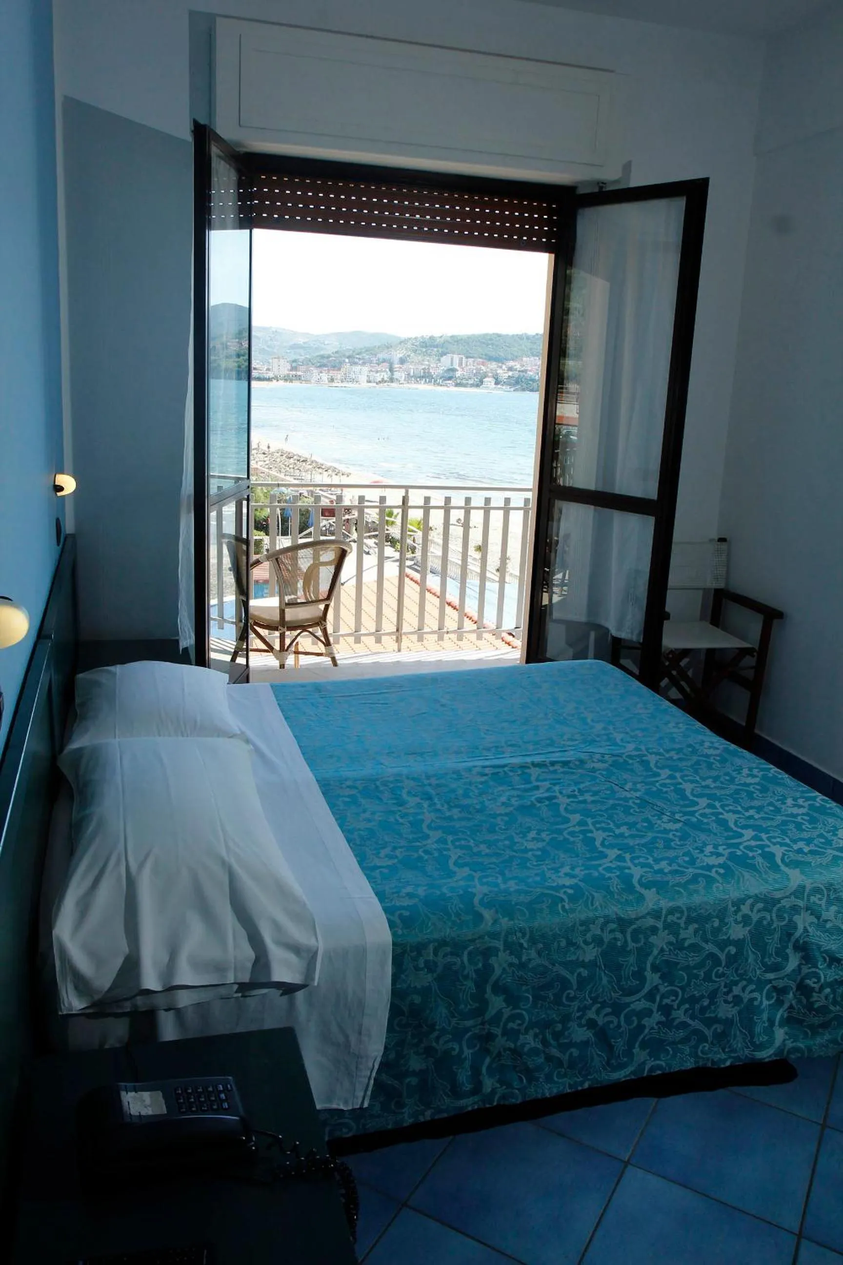 Bed in Hotel Residence La Darsena