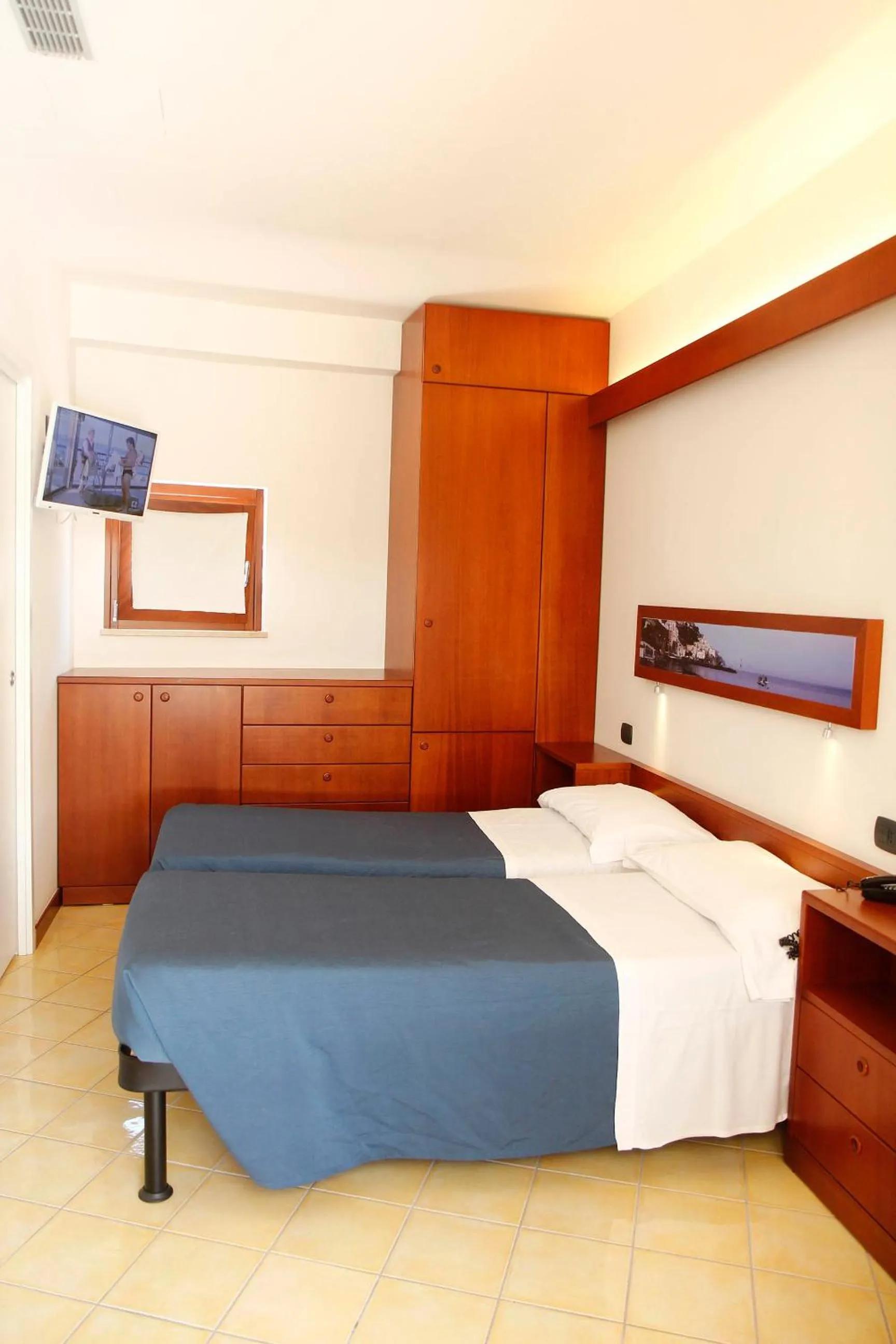 Bed in Hotel Residence La Darsena