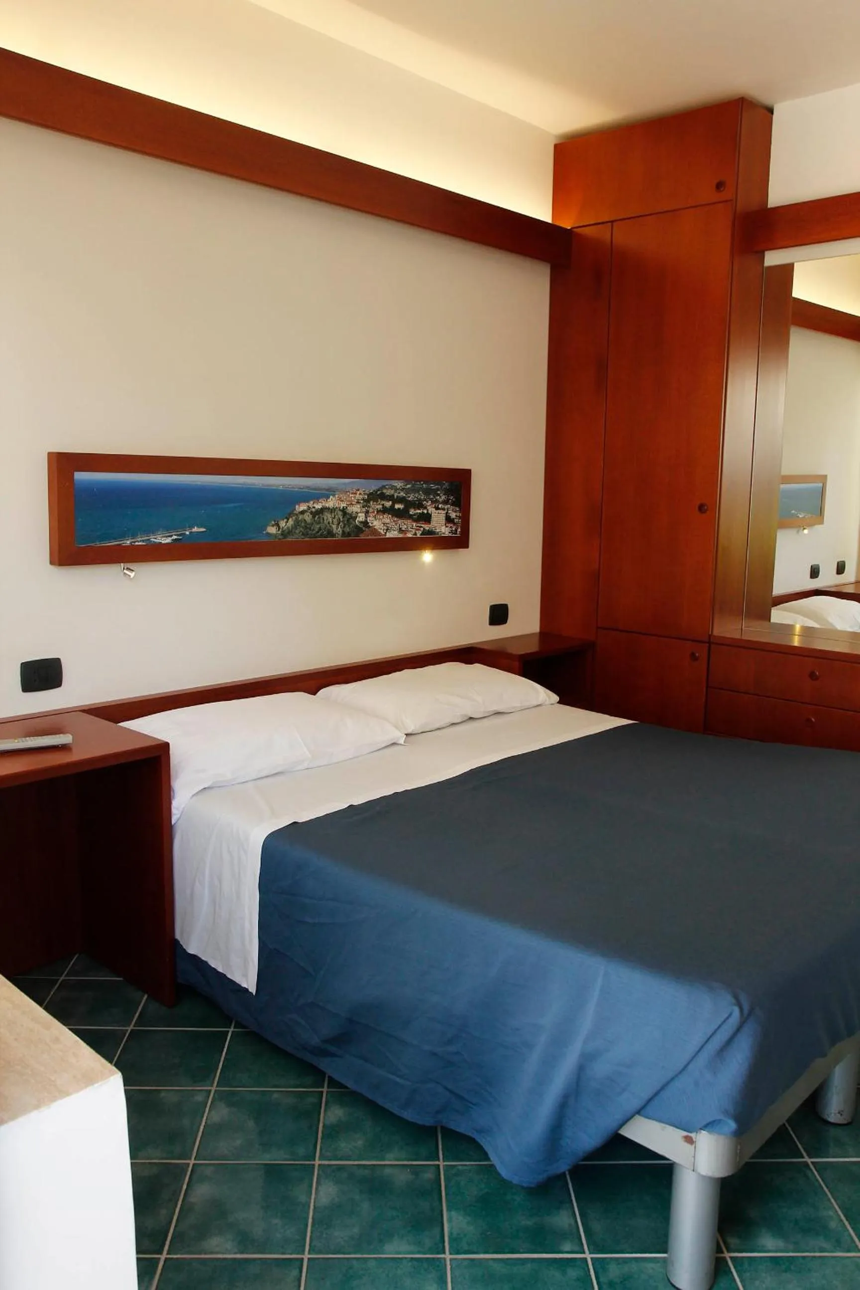 Bed in Hotel Residence La Darsena