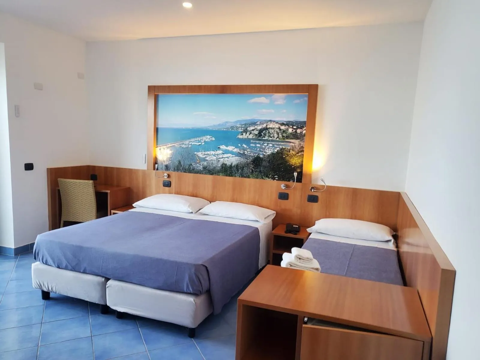 Bed in Hotel Residence La Darsena