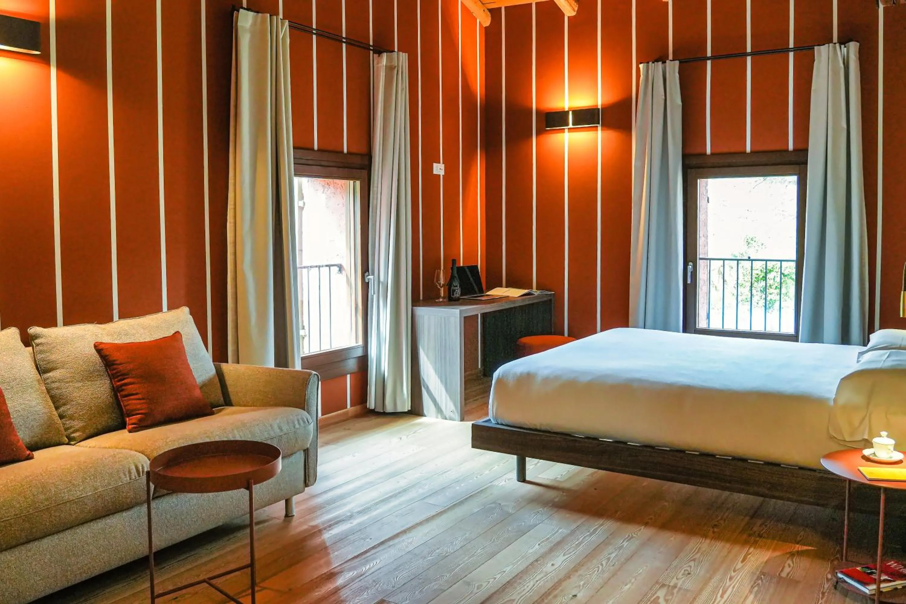 Bed in Villa Clementina - Prosecco Country Hotel