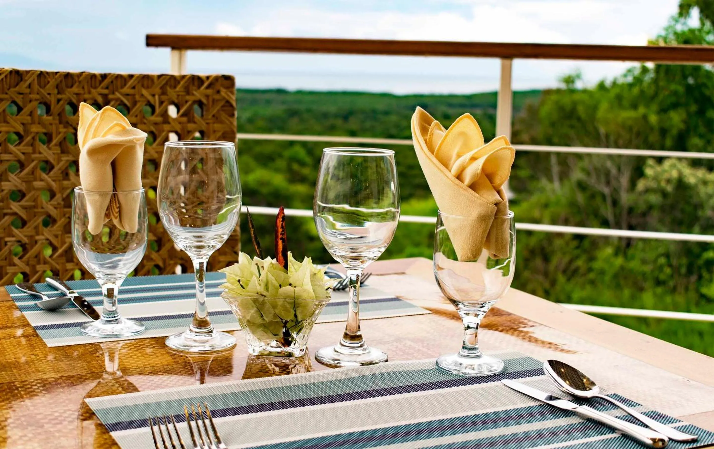 Restaurant/places to eat in Panja Resort Palawan