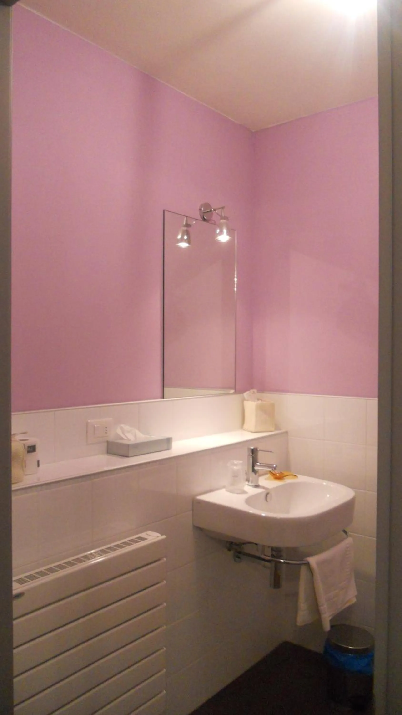 Bathroom in Ristolocanda Grani Di Pepe