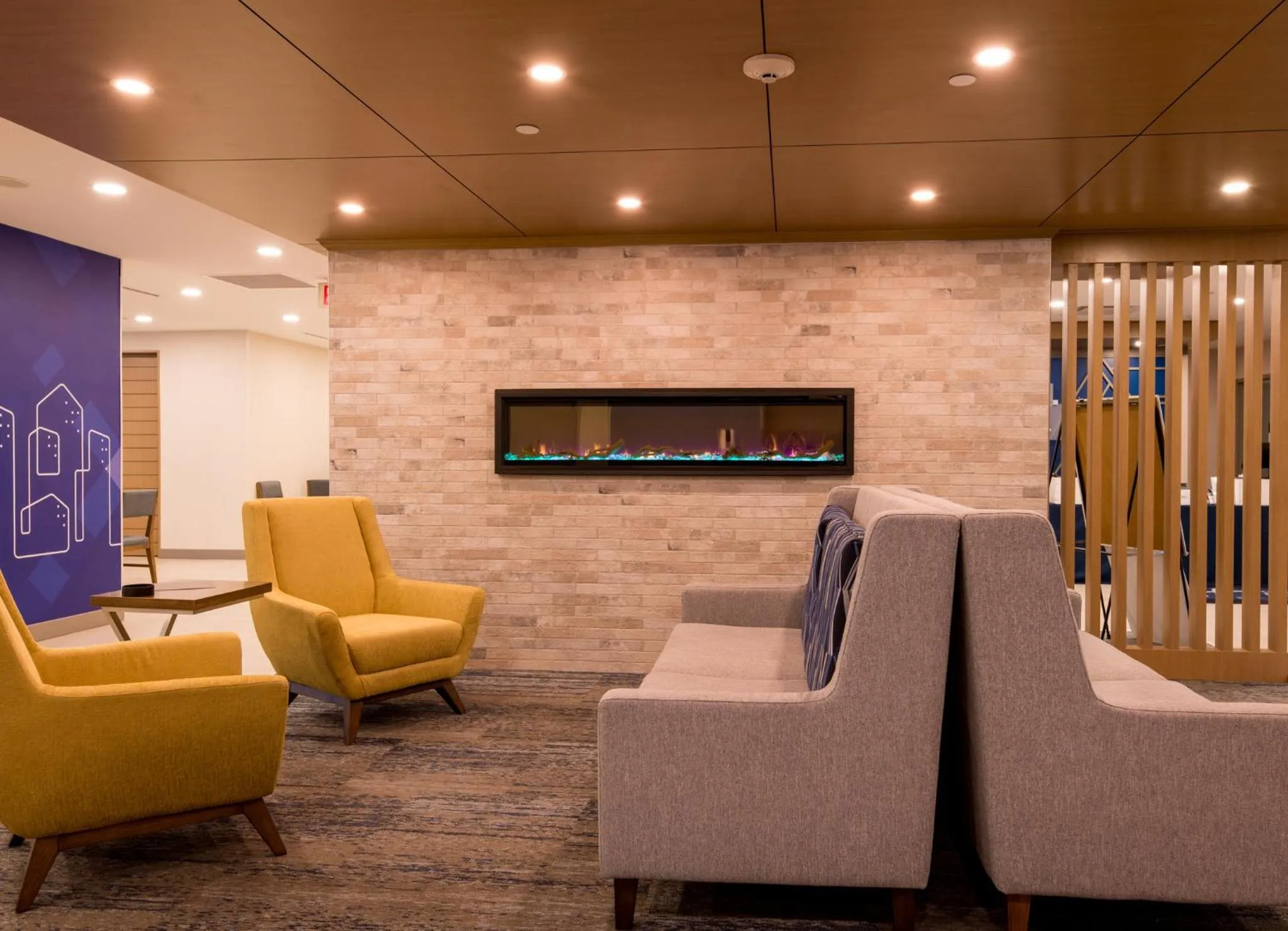 Property building in Holiday Inn Express & Suites Huntsville by IHG