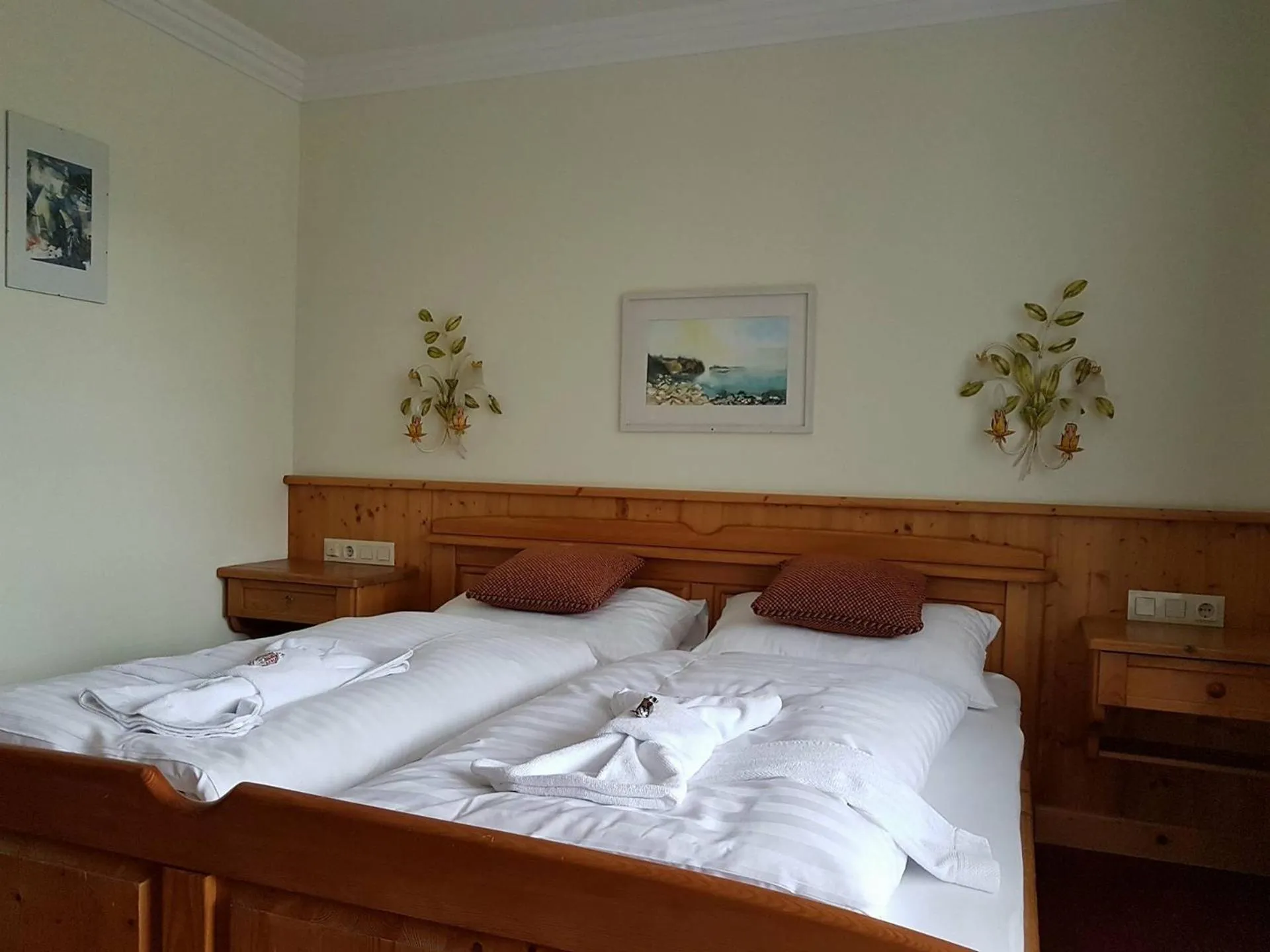 Decorative detail, Bed in Hotel Tauplitzerhof