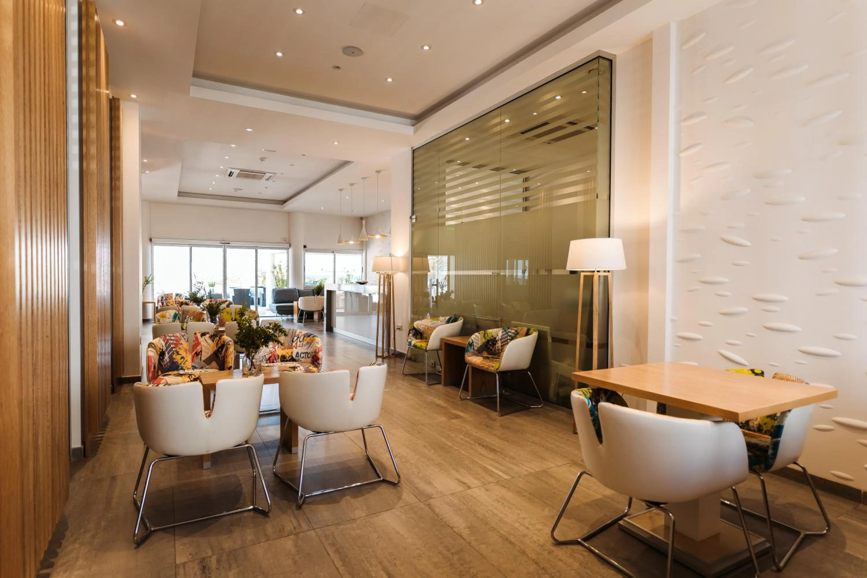 Lobby or reception in Vrachia Beach Hotel & Suites - Adults Only