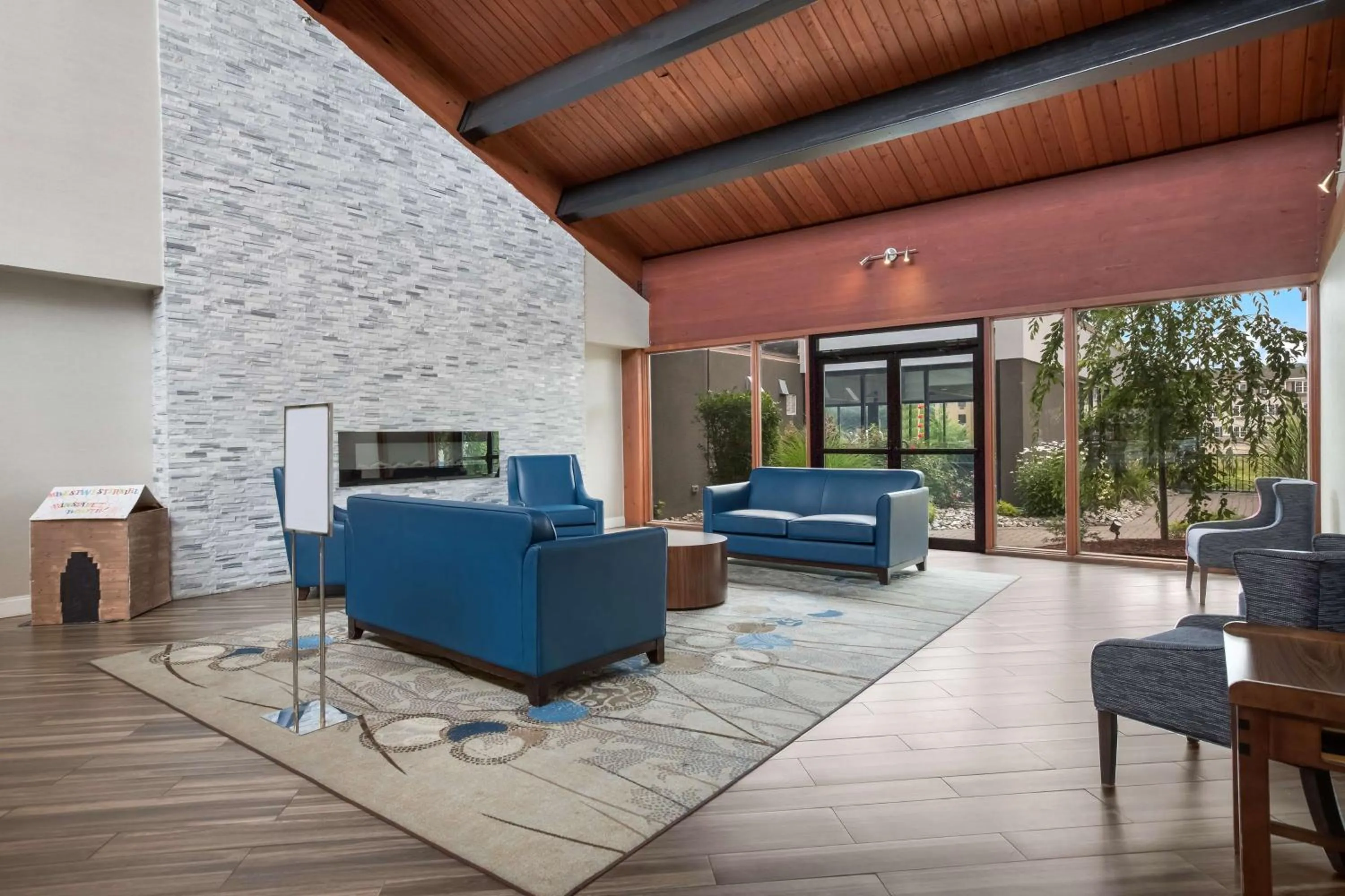 Lobby or reception in Best Western Hunt's Landing Hotel Matamoras Milford