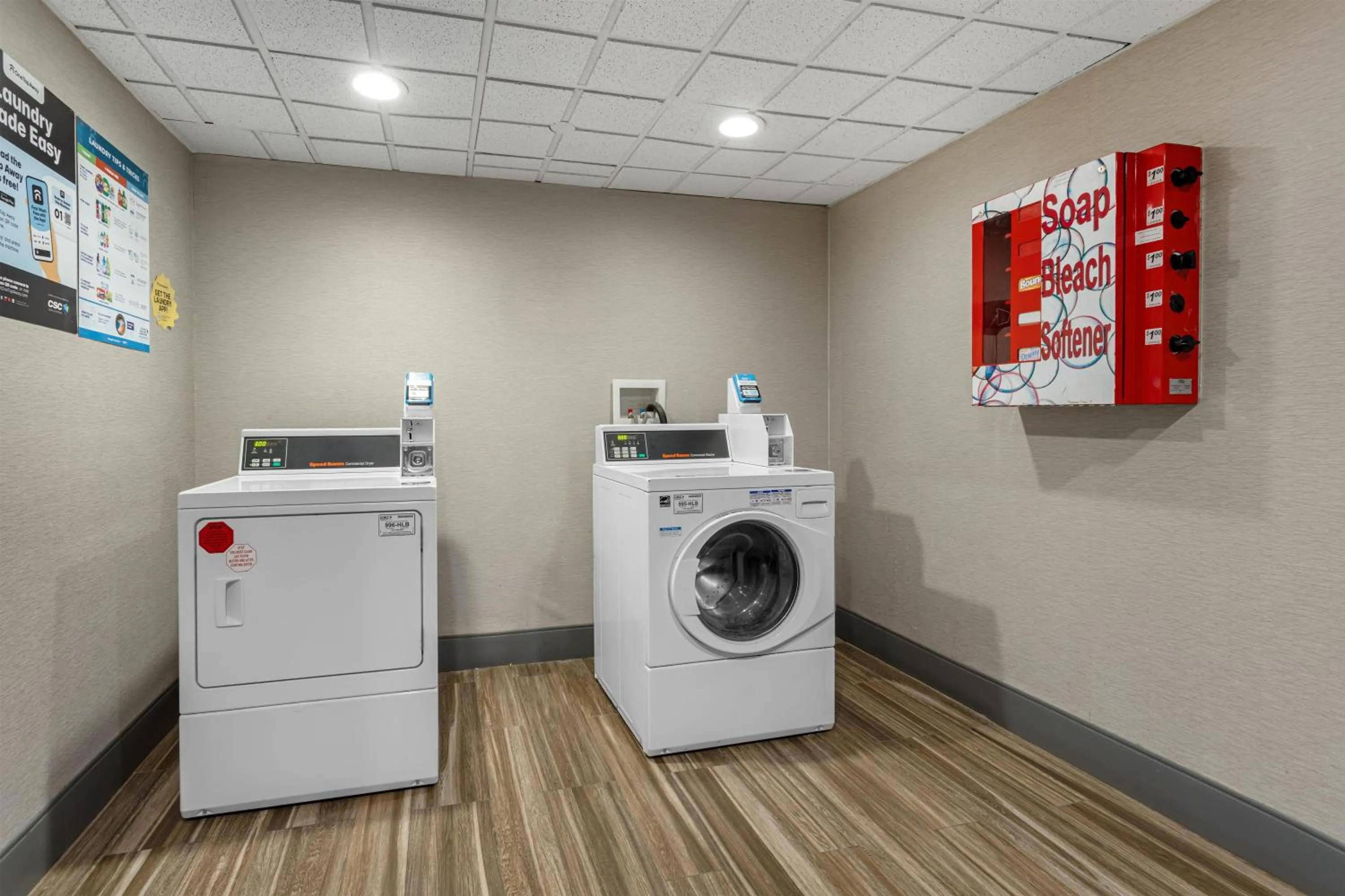 Property building in Best Western Hunt's Landing Hotel Matamoras Milford