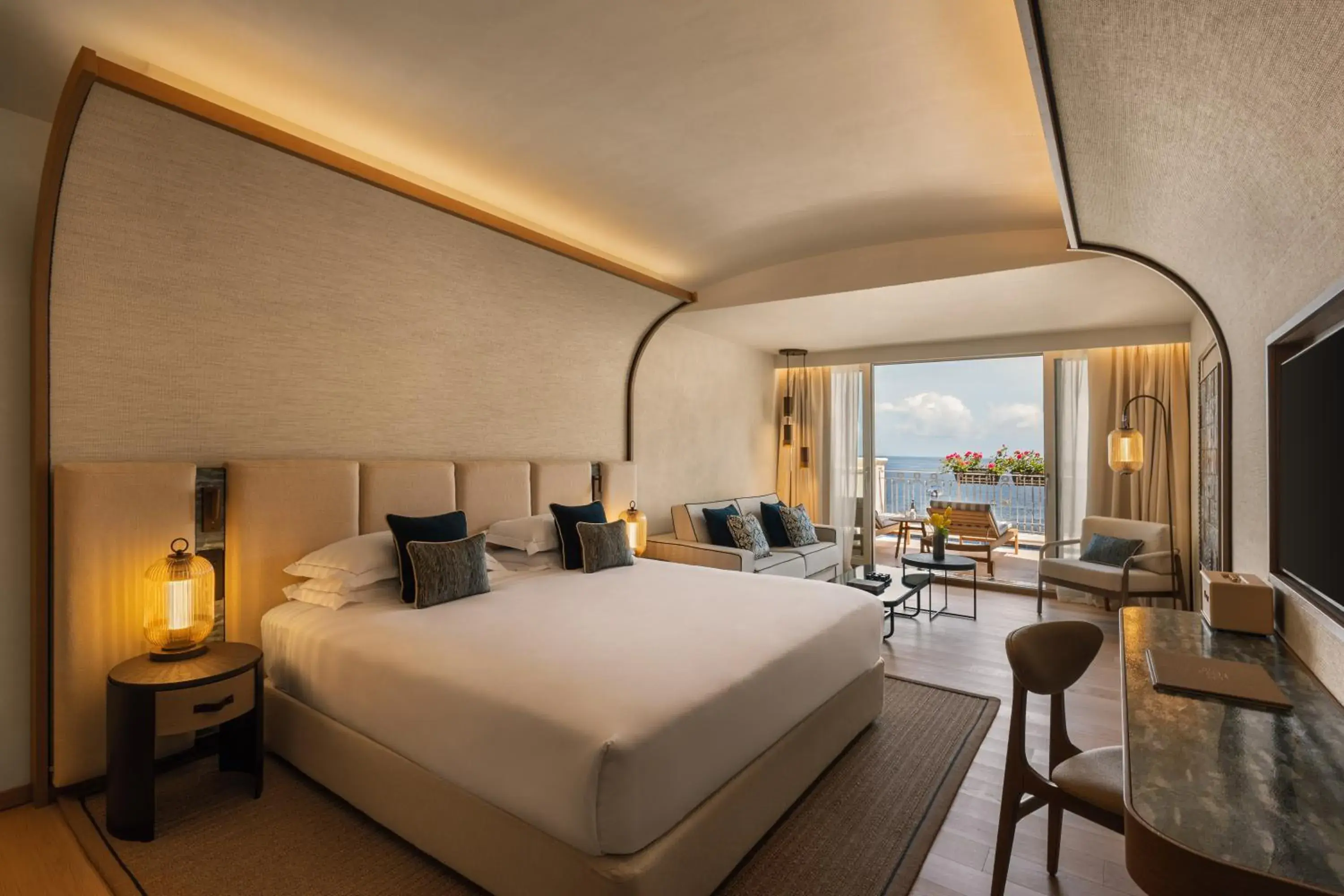 Junior Suite with Sea View (2 Adults) in Mazzarò Sea Palace - The Leading Hotels of the World Junior Suite with Sea View (2 Adults) in Mazzarò Sea Palace - The Leading Hotels of the World
