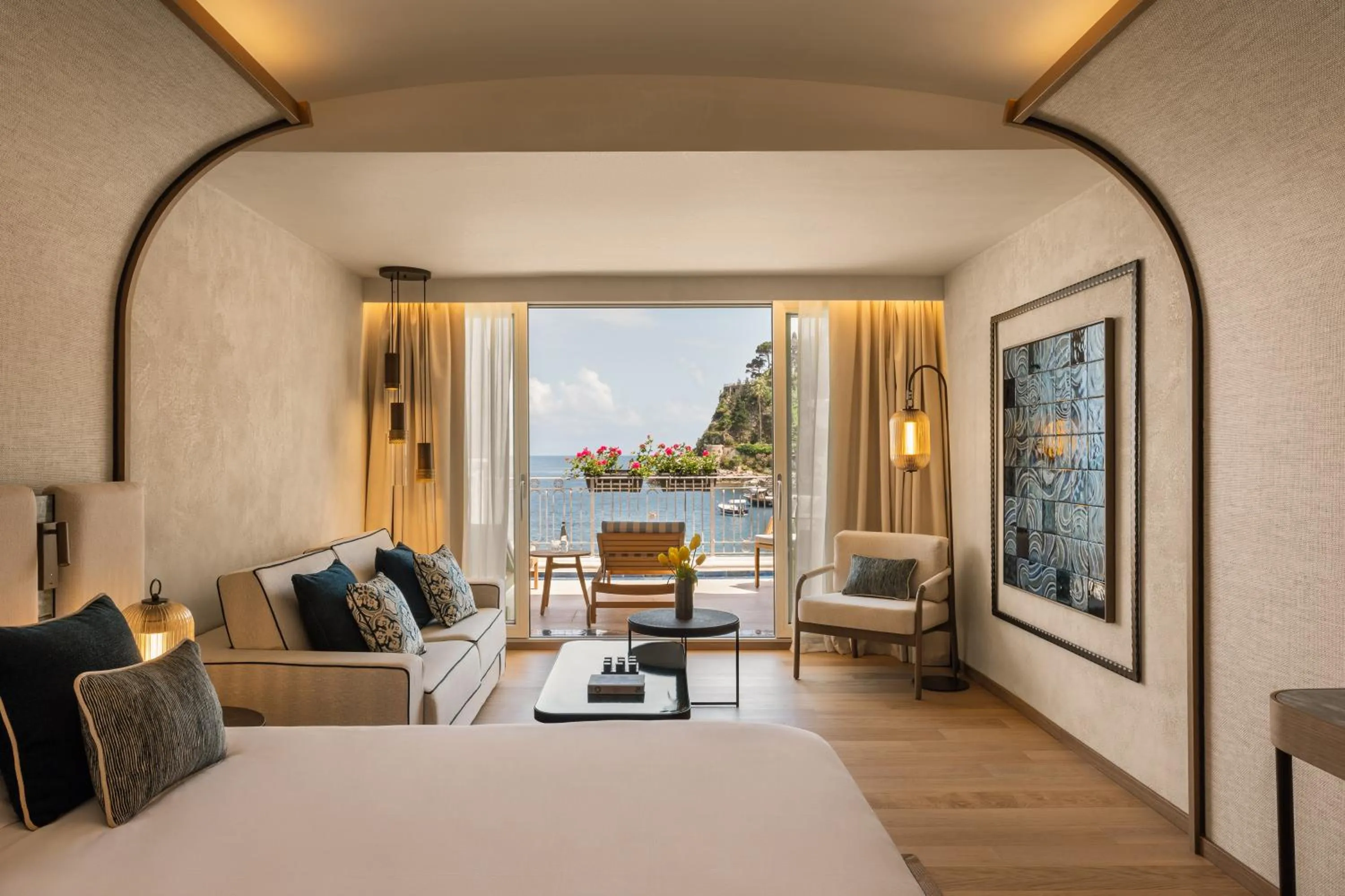 Bed in Mazzarò Sea Palace - The Leading Hotels of the World