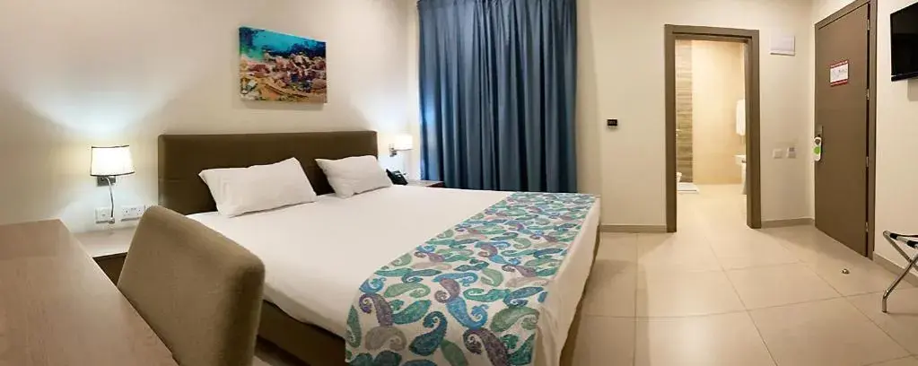 Superior Double Room in Hotel Kennedy Nova Superior Double Room in Hotel Kennedy Nova