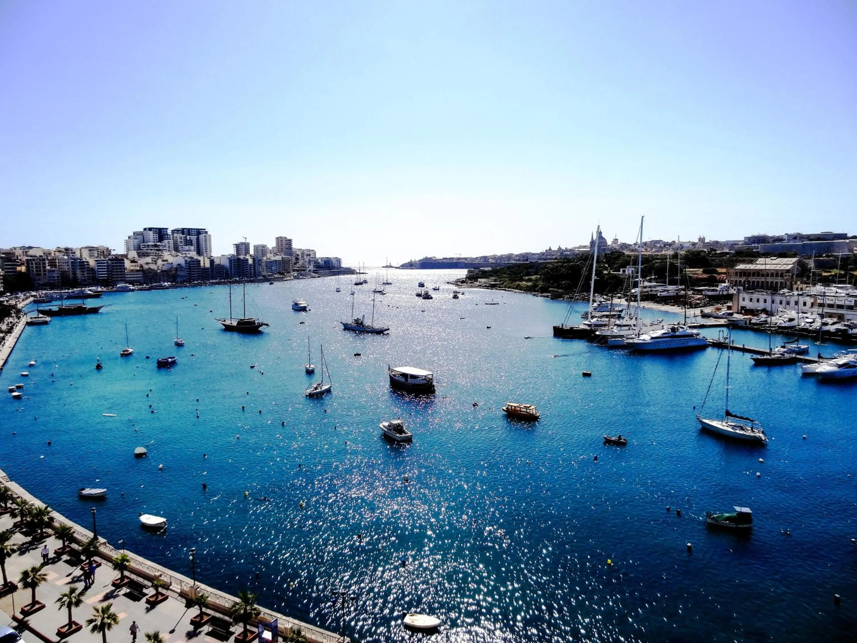 Area and facilities in Hotel Kennedy Nova