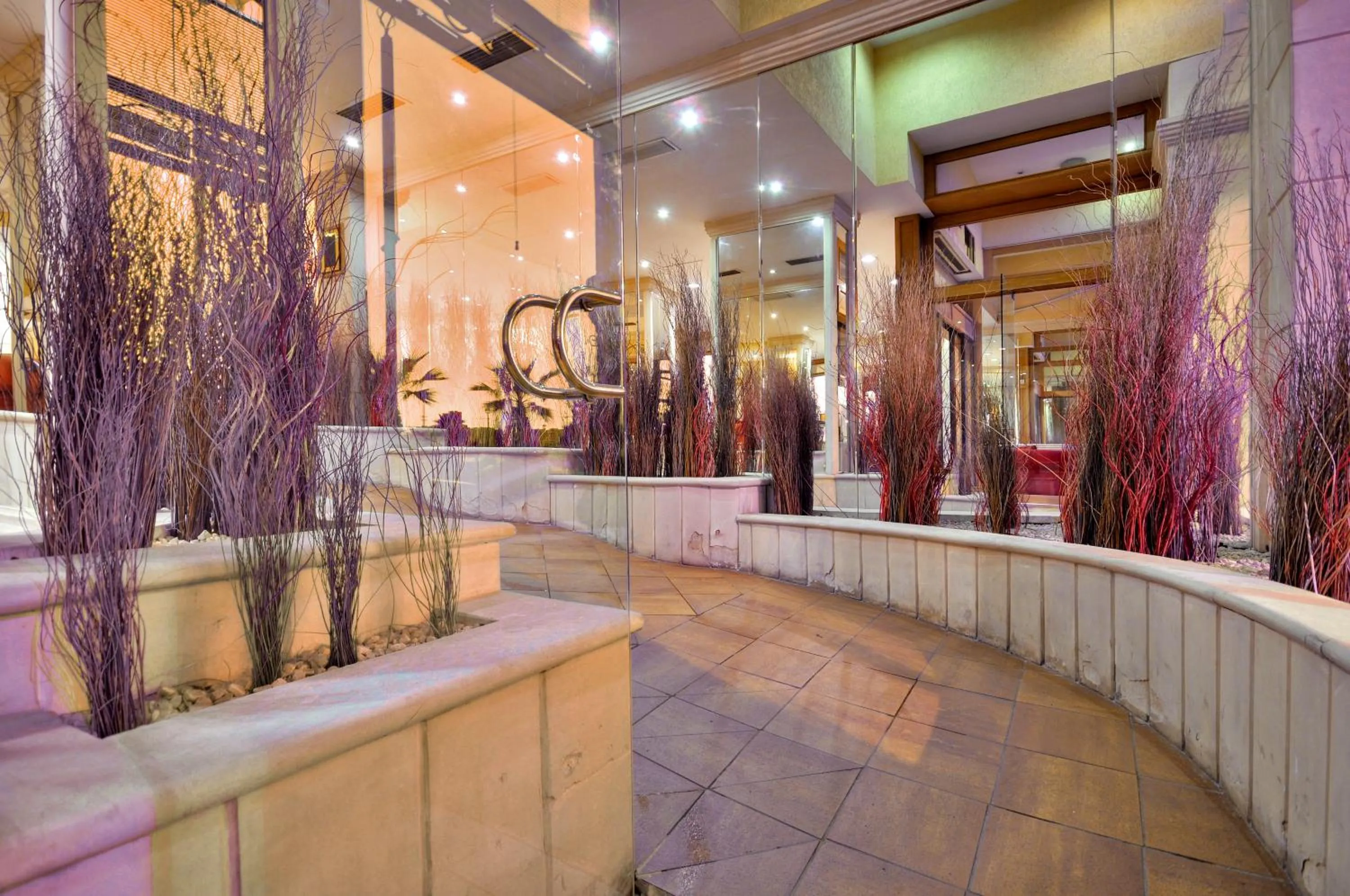 Facade/entrance in Hotel Kennedy Nova