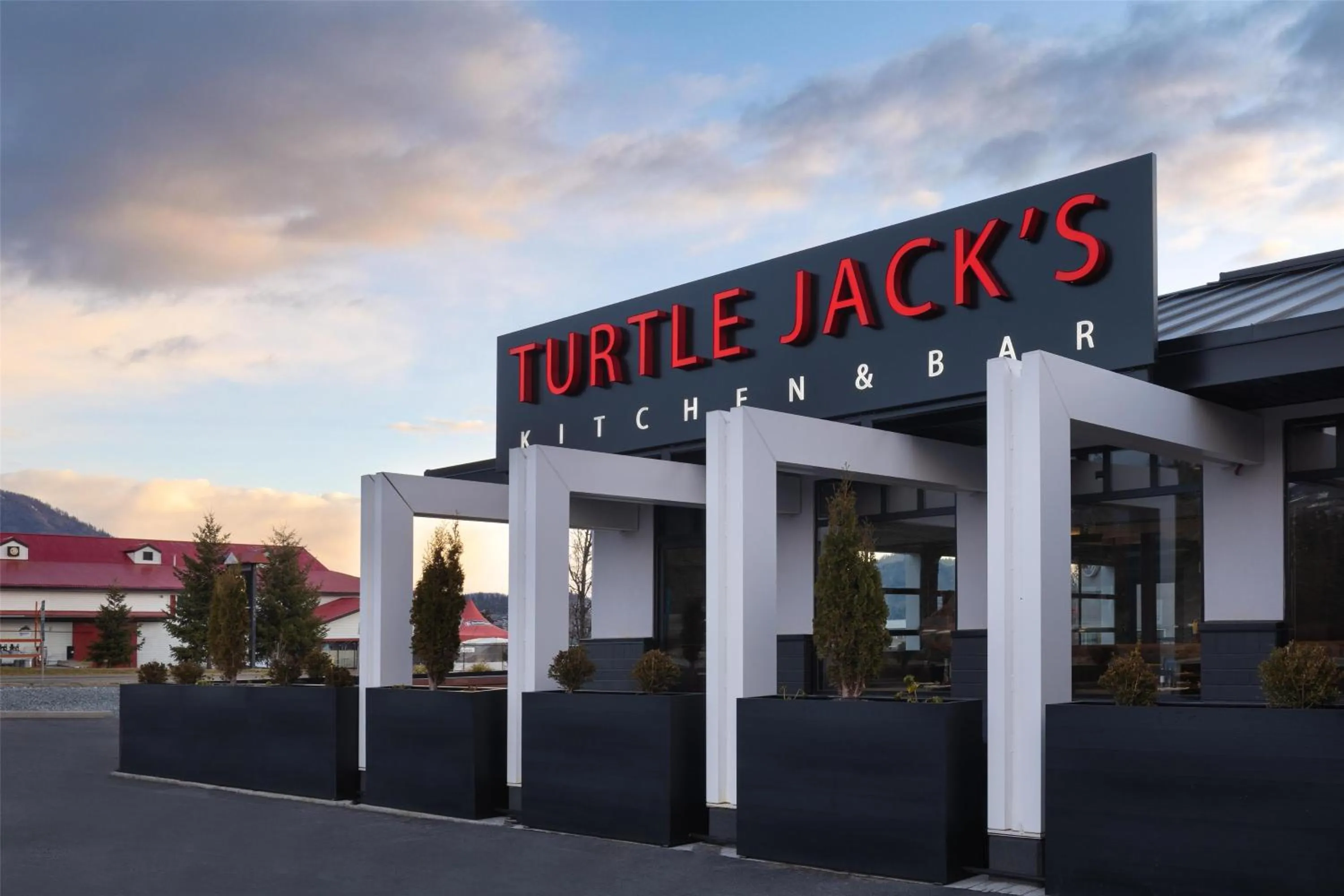 Restaurant/places to eat in Doubletree By Hilton West Kelowna