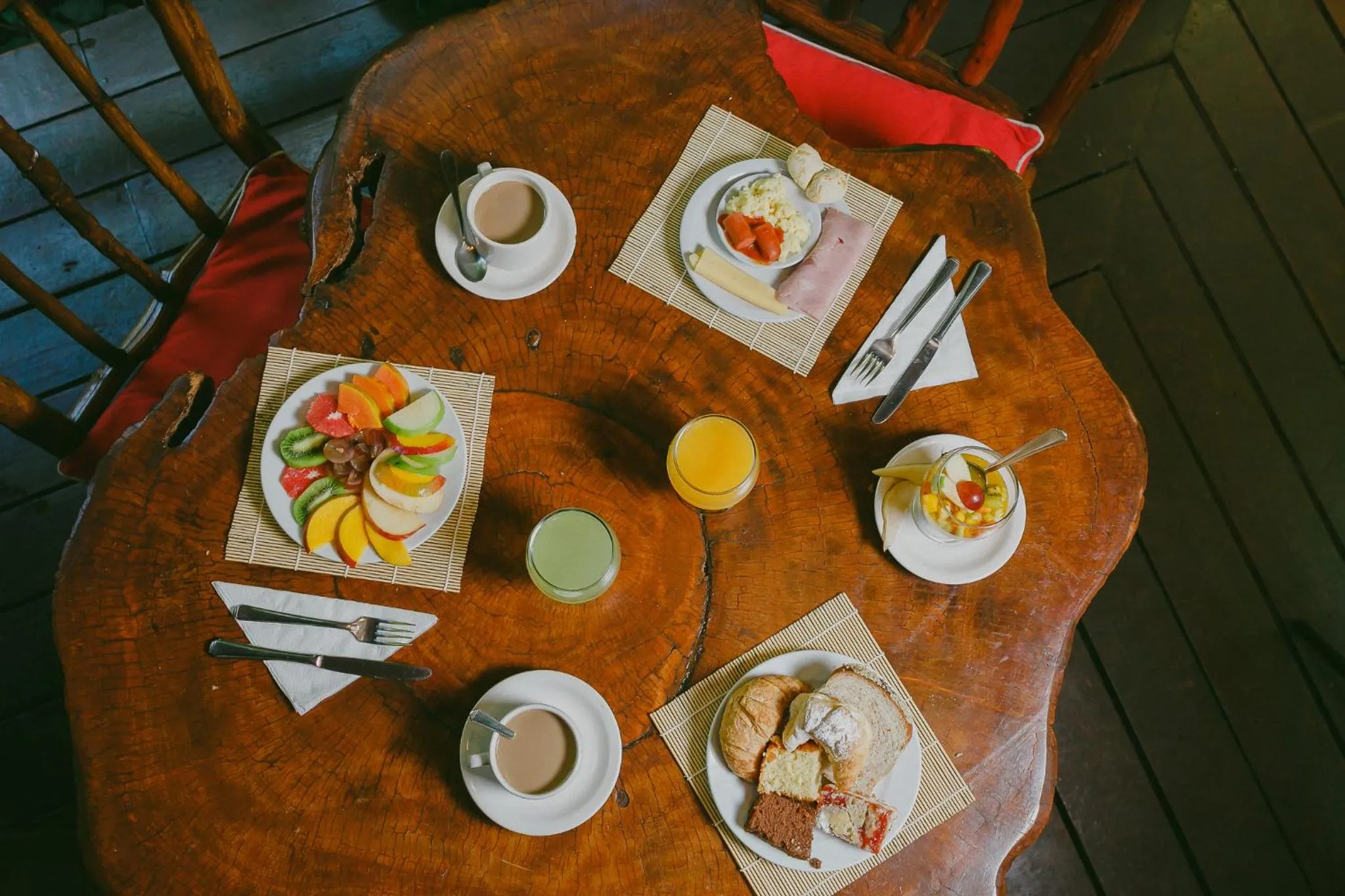 Breakfast in La Aldea De La Selva Lodge