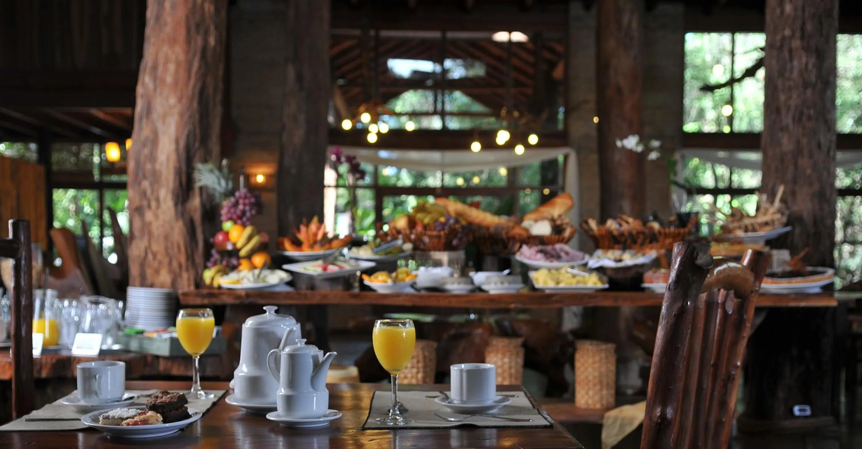 Restaurant/places to eat in La Aldea De La Selva Lodge