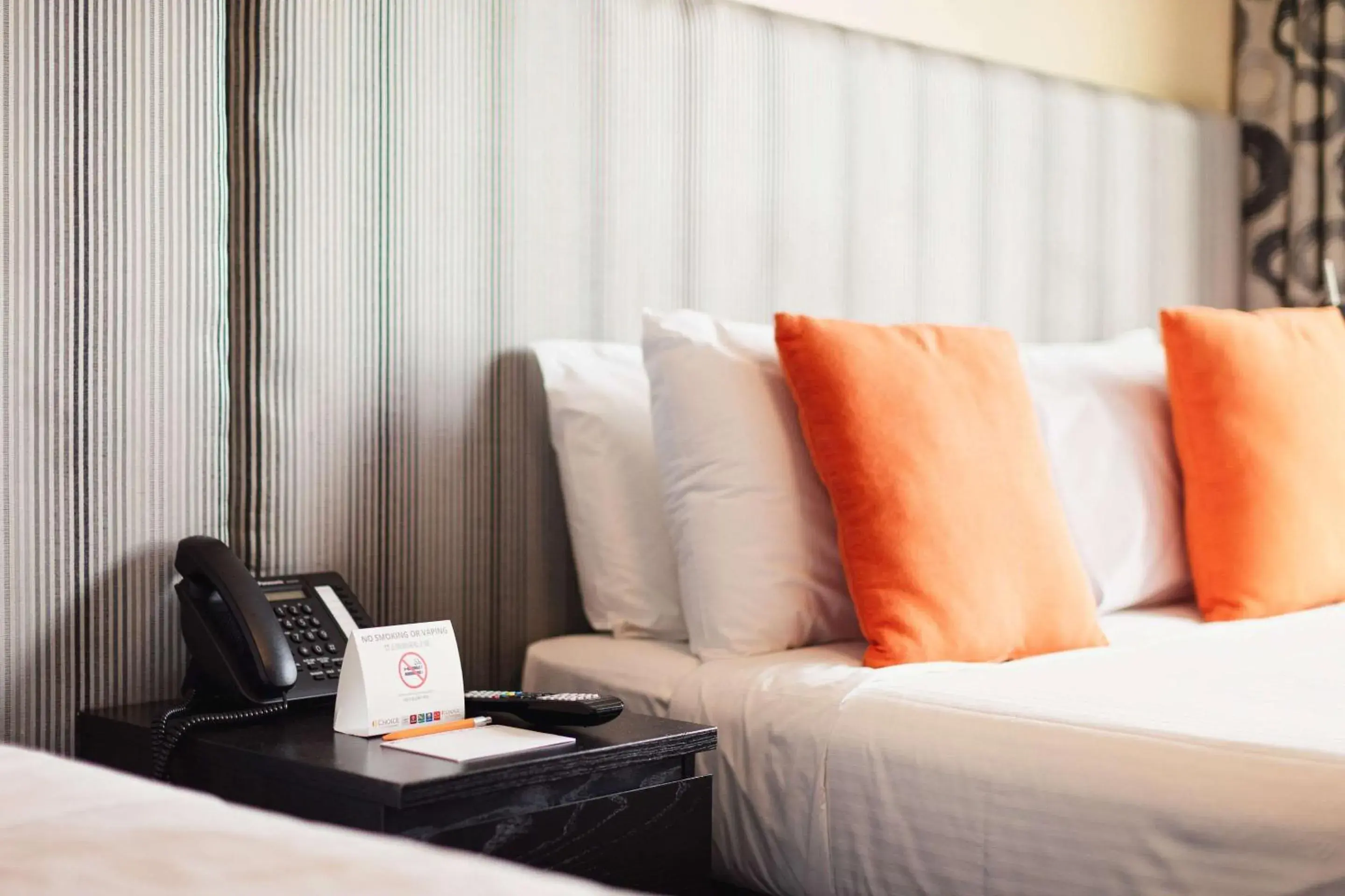 Superior King Suite in Comfort Hotel East Melbourne Superior King Suite in Comfort Hotel East Melbourne