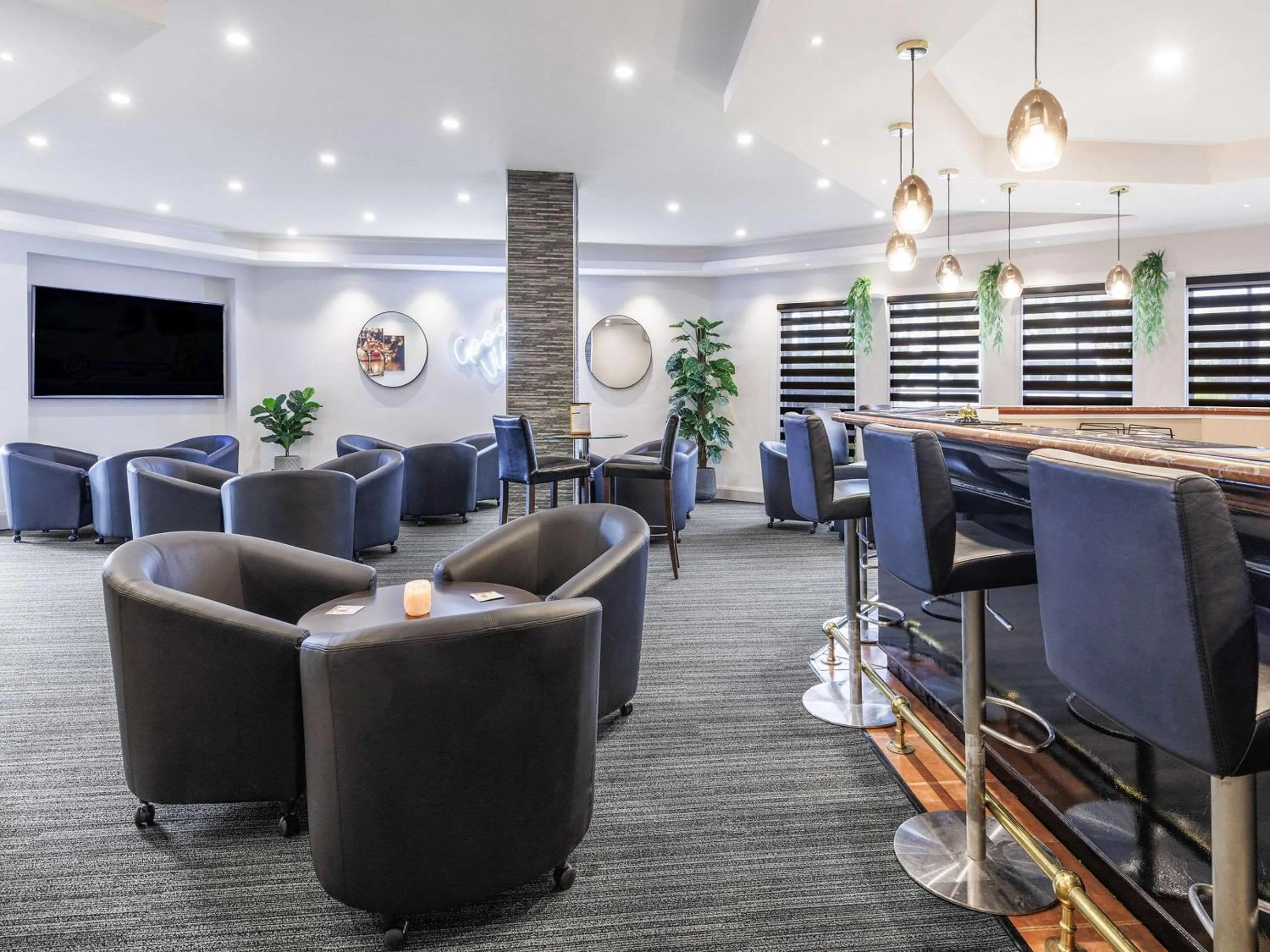 Restaurant/places to eat in Quality Hotel Melbourne Airport