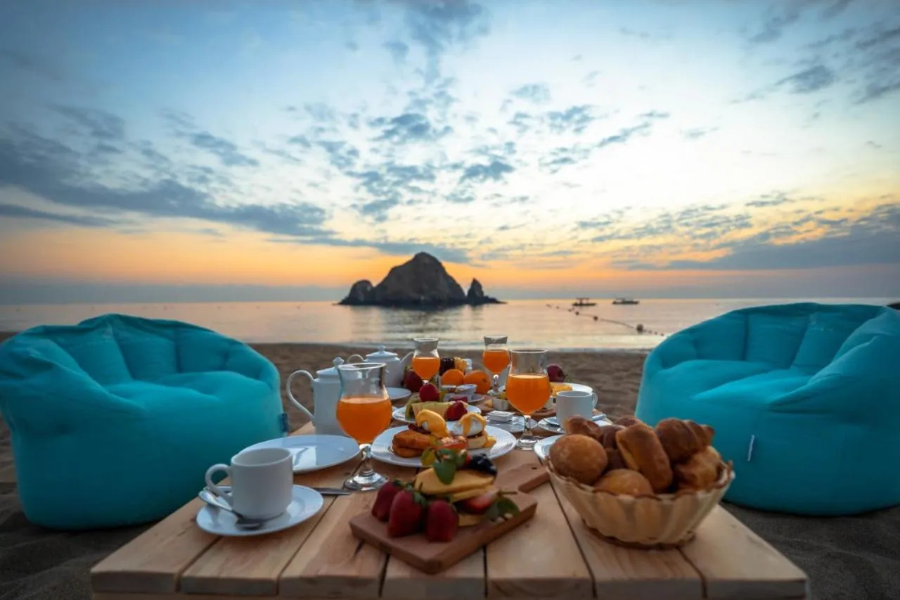 Sandy Beach Hotel & Resort