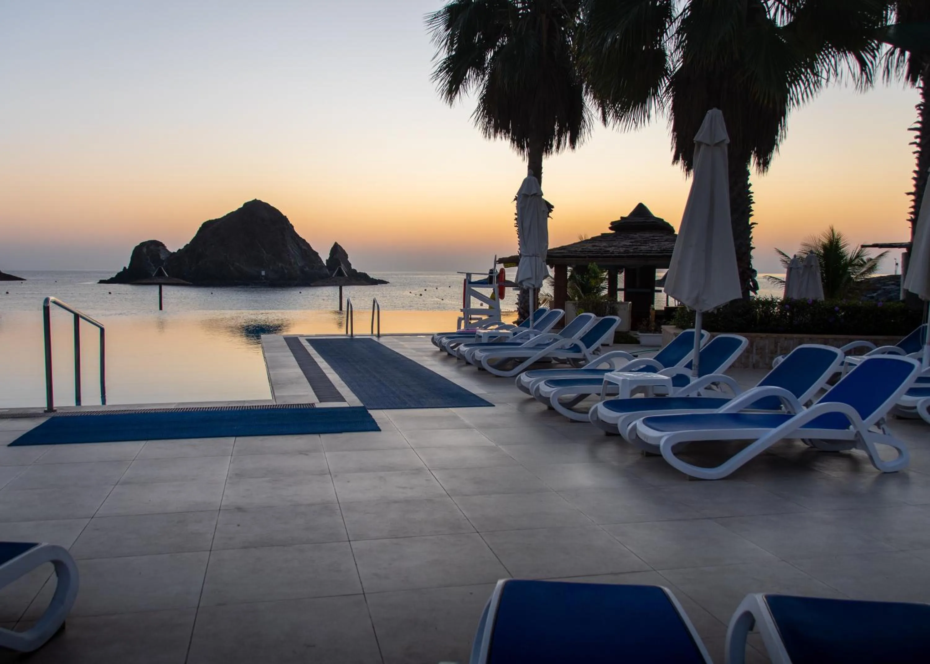 Sandy Beach Hotel & Resort