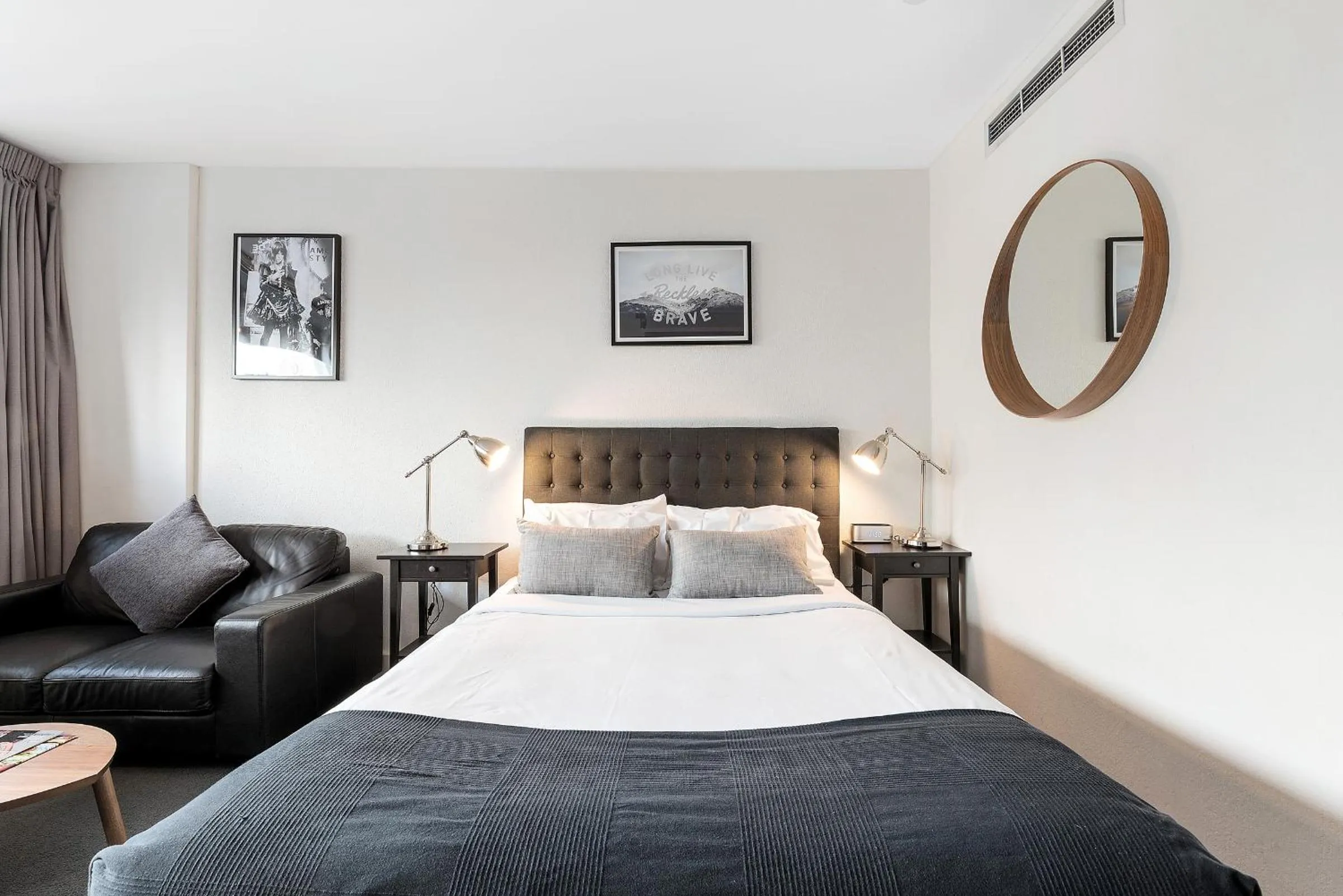 Bed in Ridge Apartment Hotel