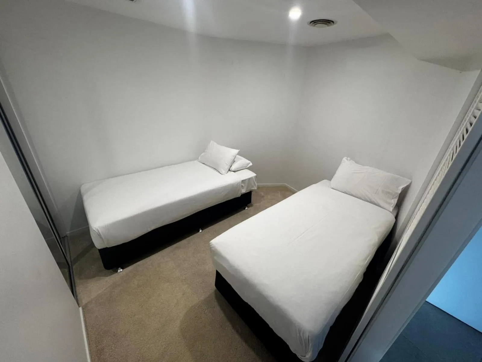 Bed in Ridge Apartment Hotel