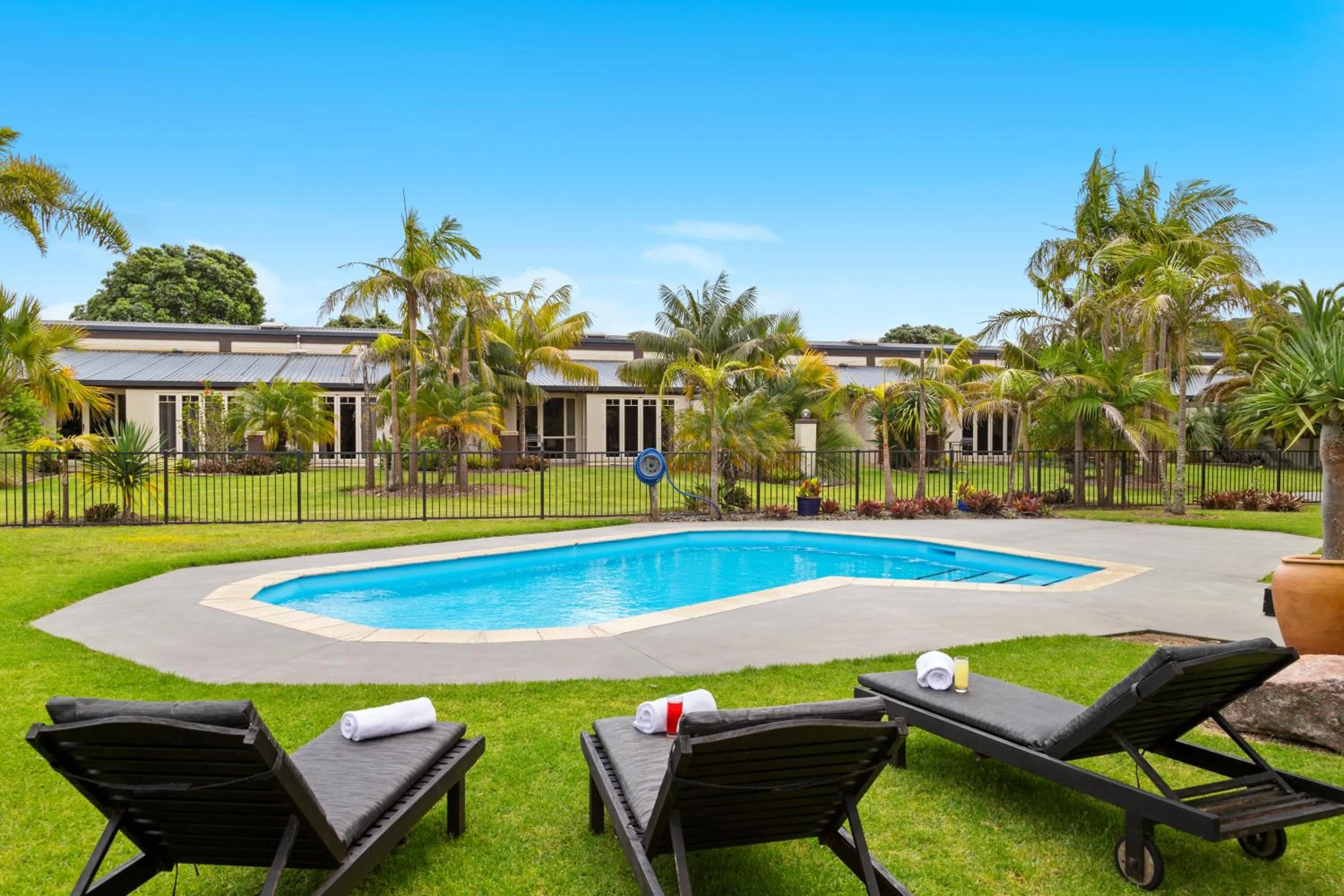 Swimming pool in Taipa Beach Resort