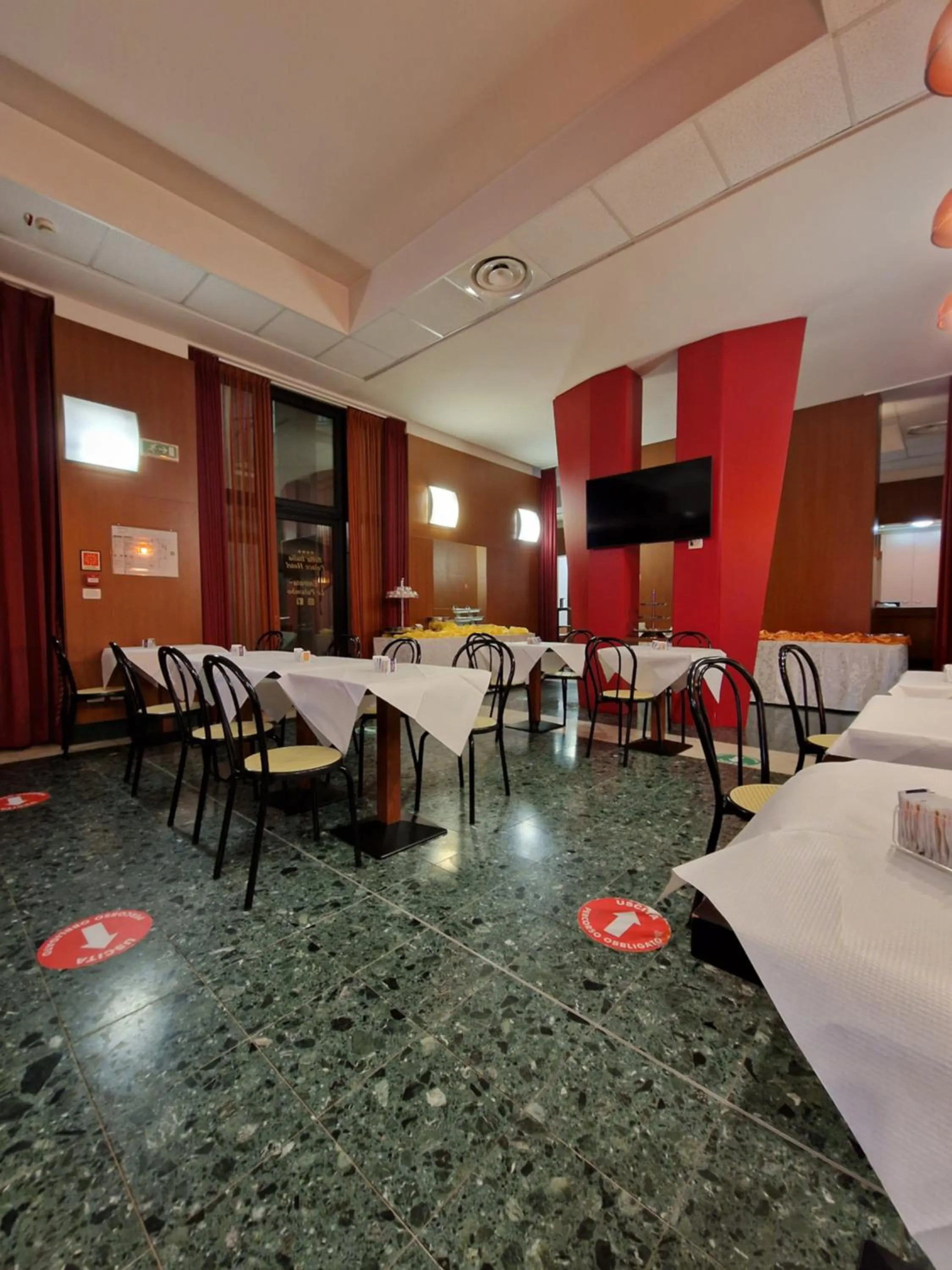 Breakfast in Bella Italia Palace Hotel