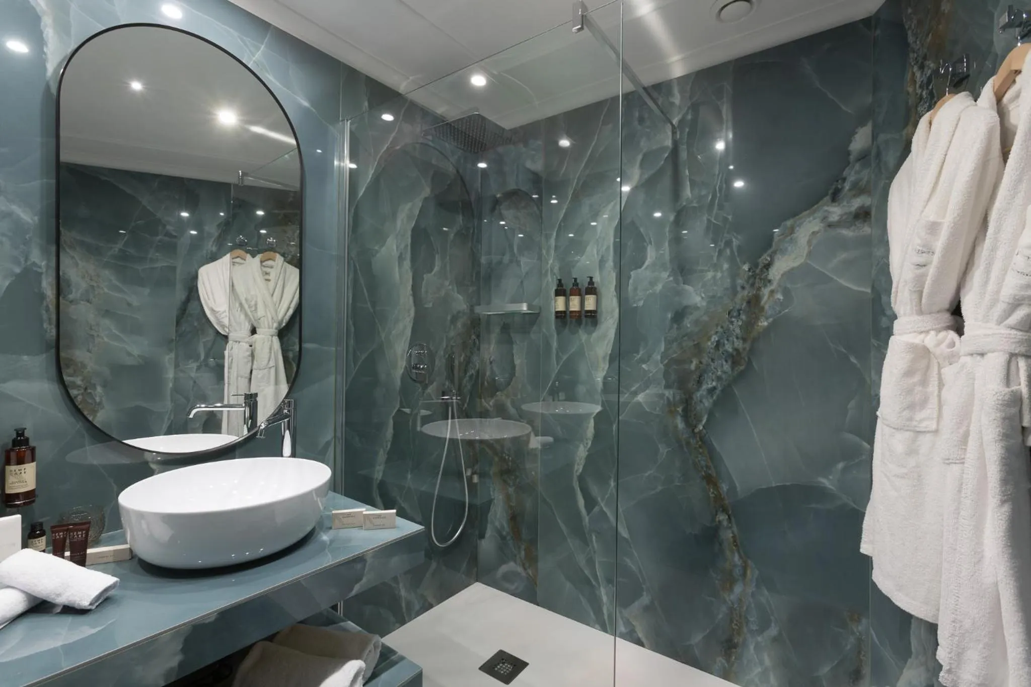 Atlantis Bay - The Leading Hotels of the World