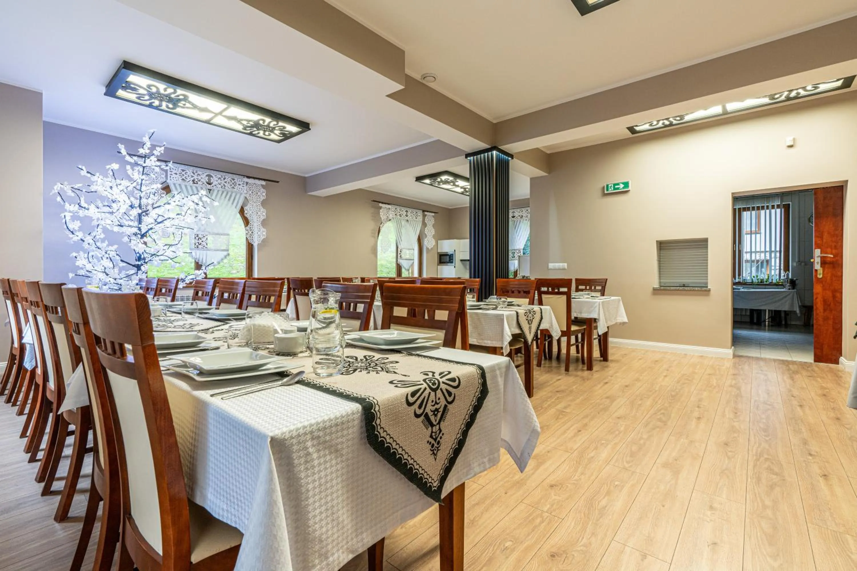 Restaurant/places to eat in Leśny Dworek Biały Dunajec