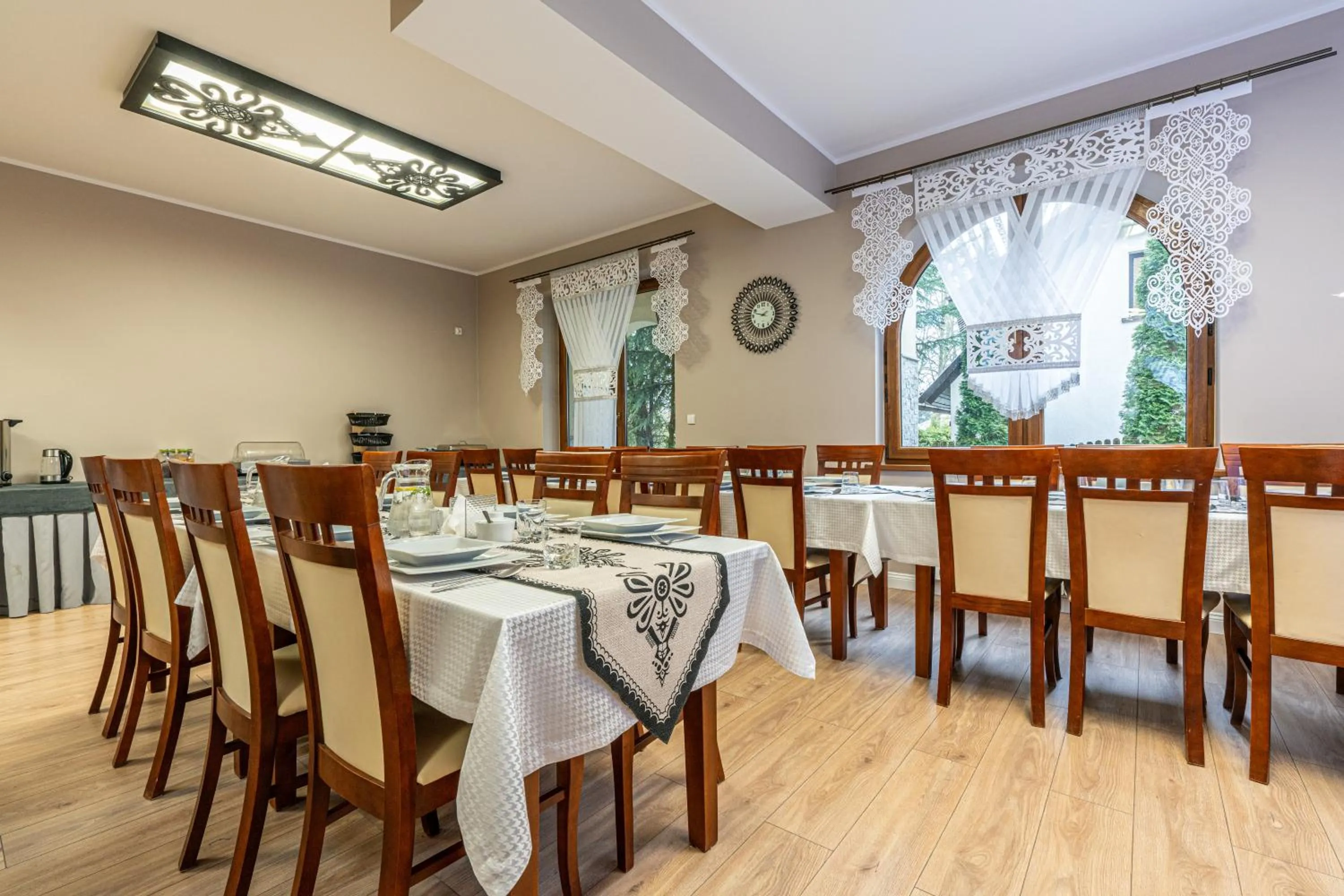 Dining area in Leśny Dworek Biały Dunajec