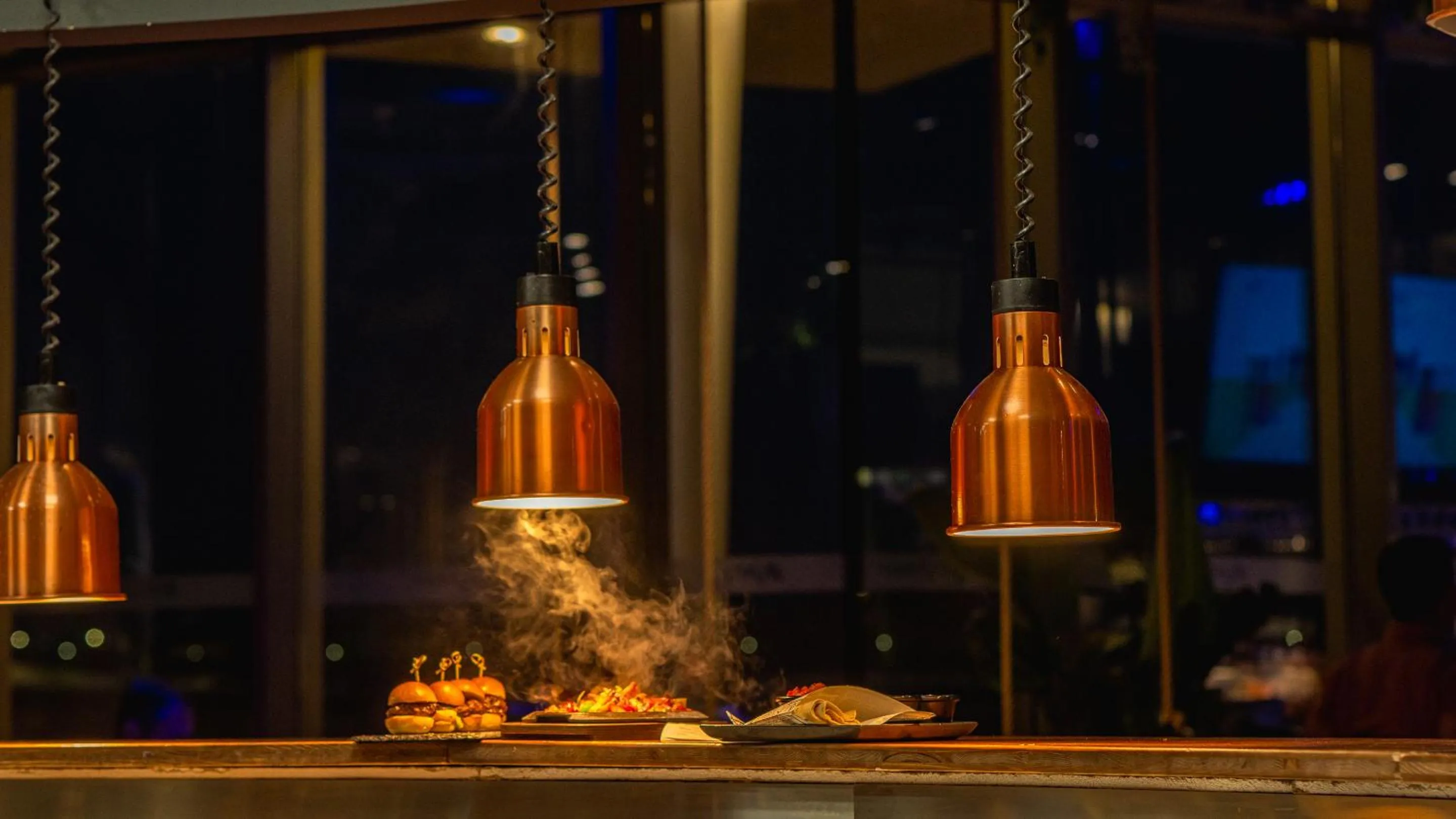 Restaurant/places to eat in AX ODYCY Hotel