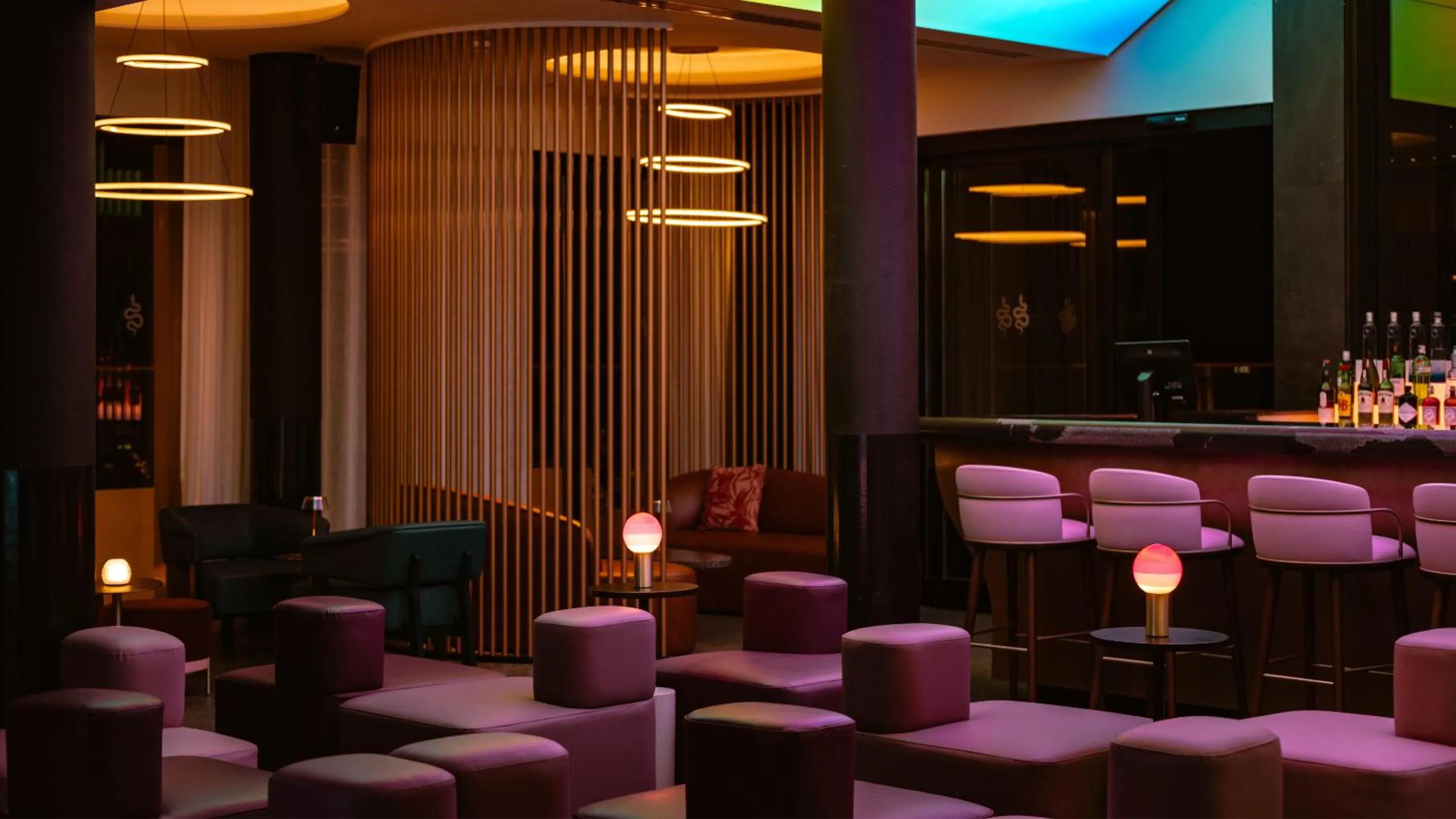 Nightclub / DJ in AX ODYCY Hotel