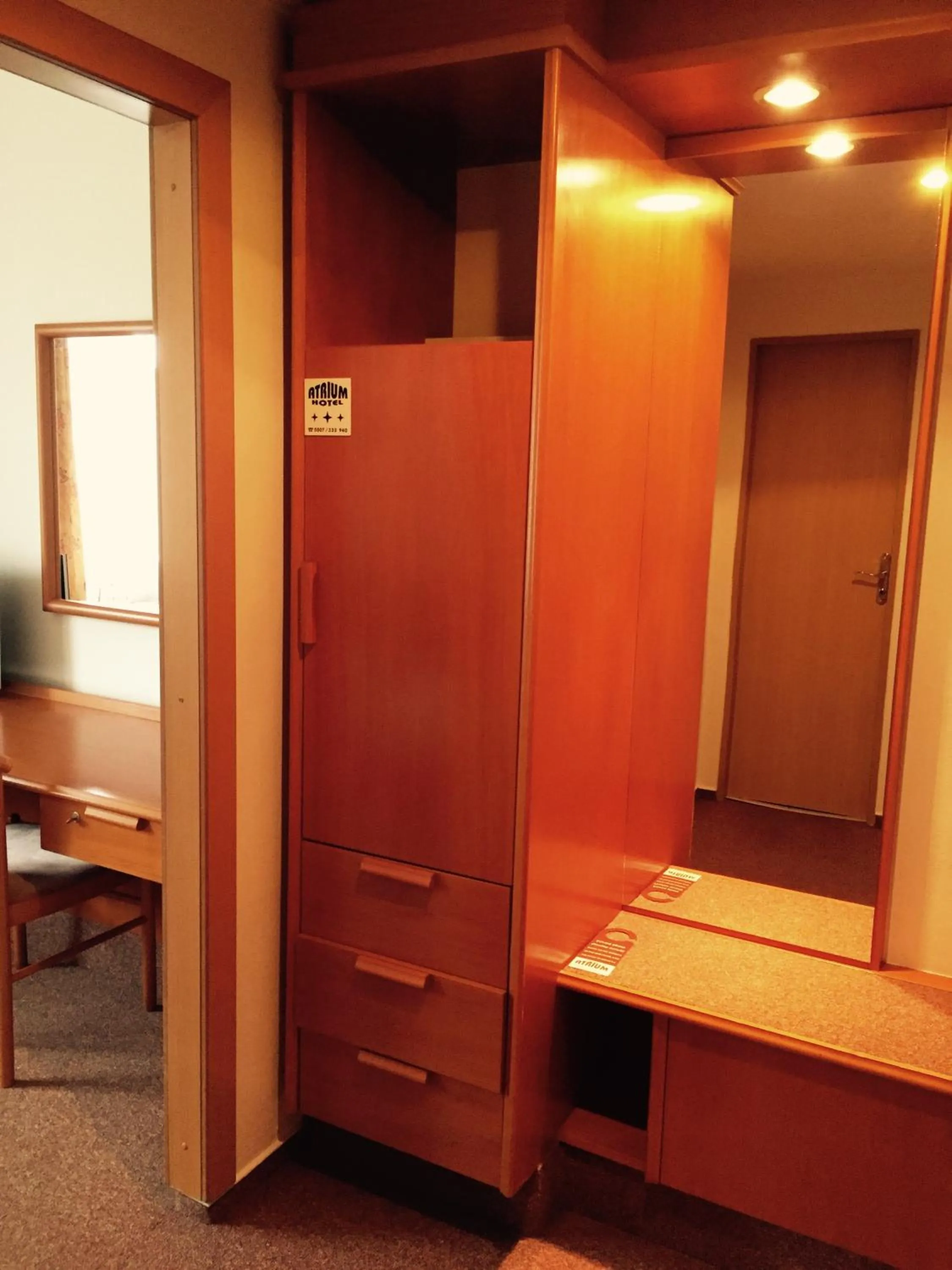 Area and facilities in Hotel Atrium