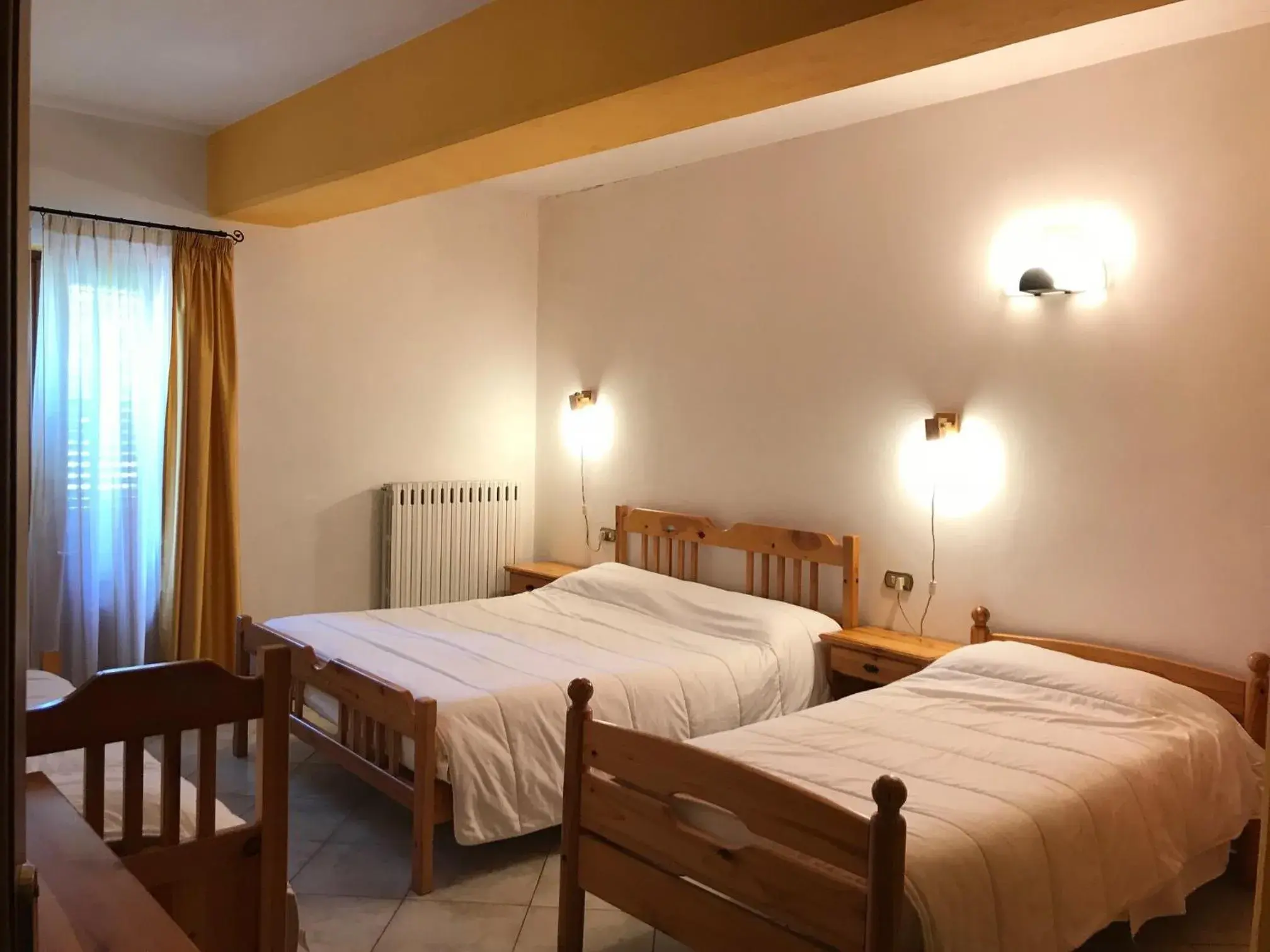 Quadruple Room in Hotel Panoramico Quadruple Room in Hotel Panoramico