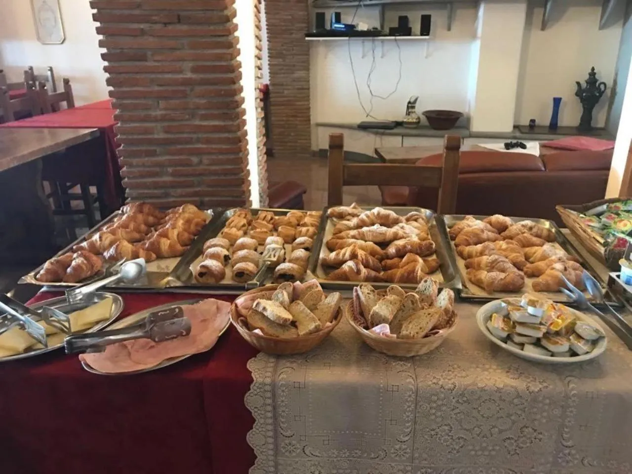 Breakfast in Hotel Panoramico