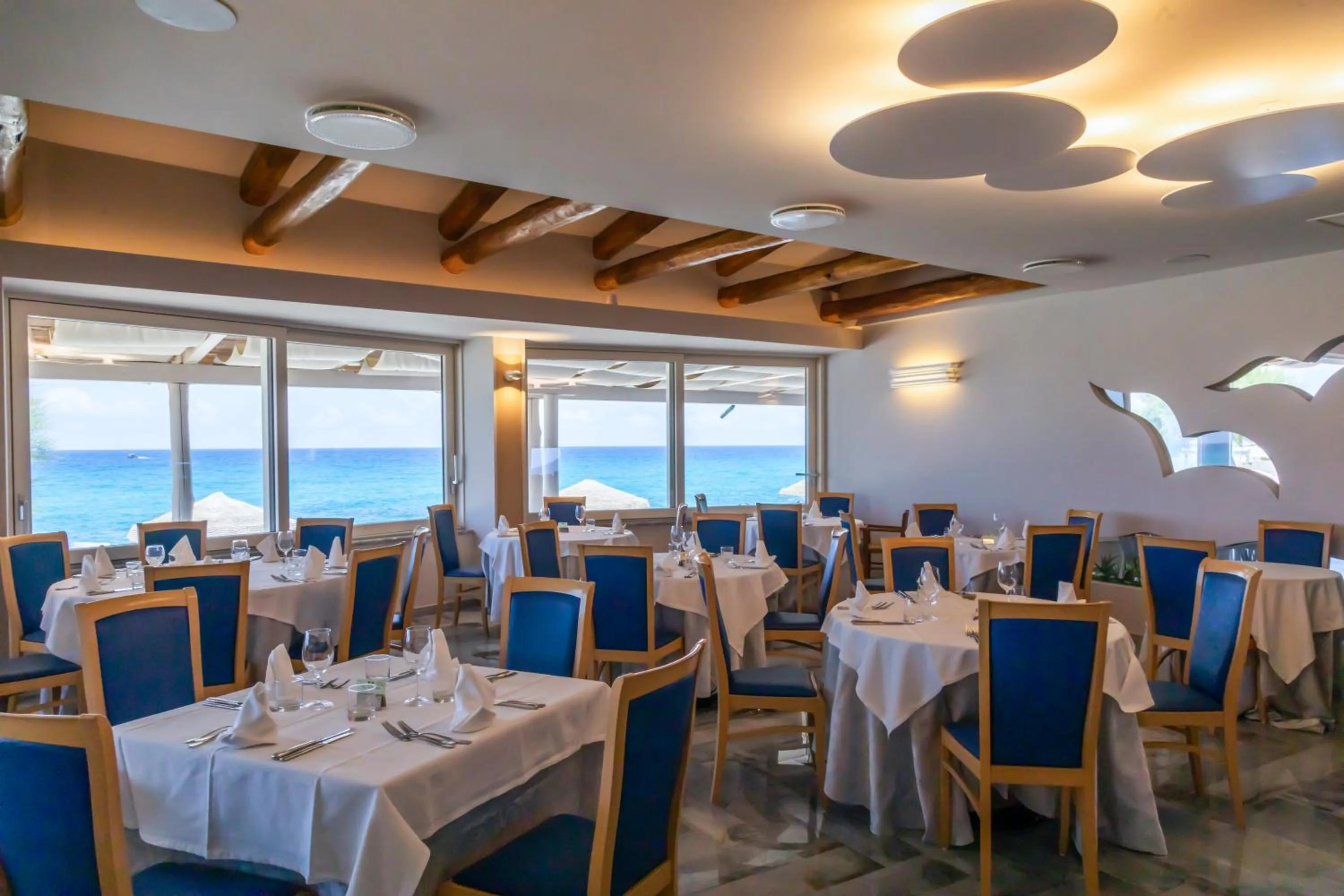 Restaurant/places to eat in Villaggio Il Gabbiano