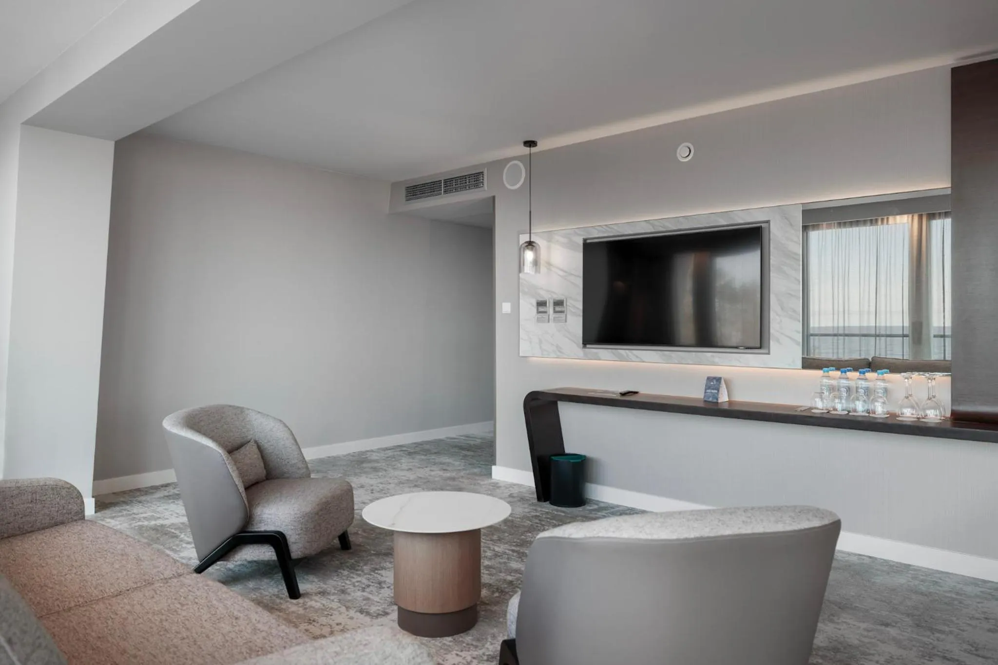 Living room in Marine Hotel by Zdrojowa