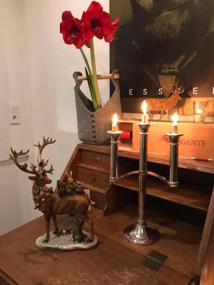 Decorative detail in Das kleine Landhotel