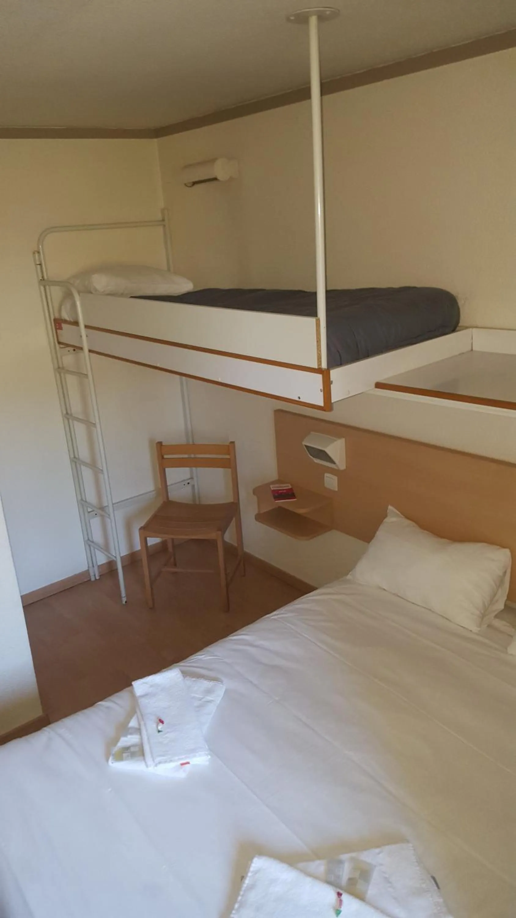 Bed in FastHotel Montpellier Ouest - Un Hôtel FH Classic